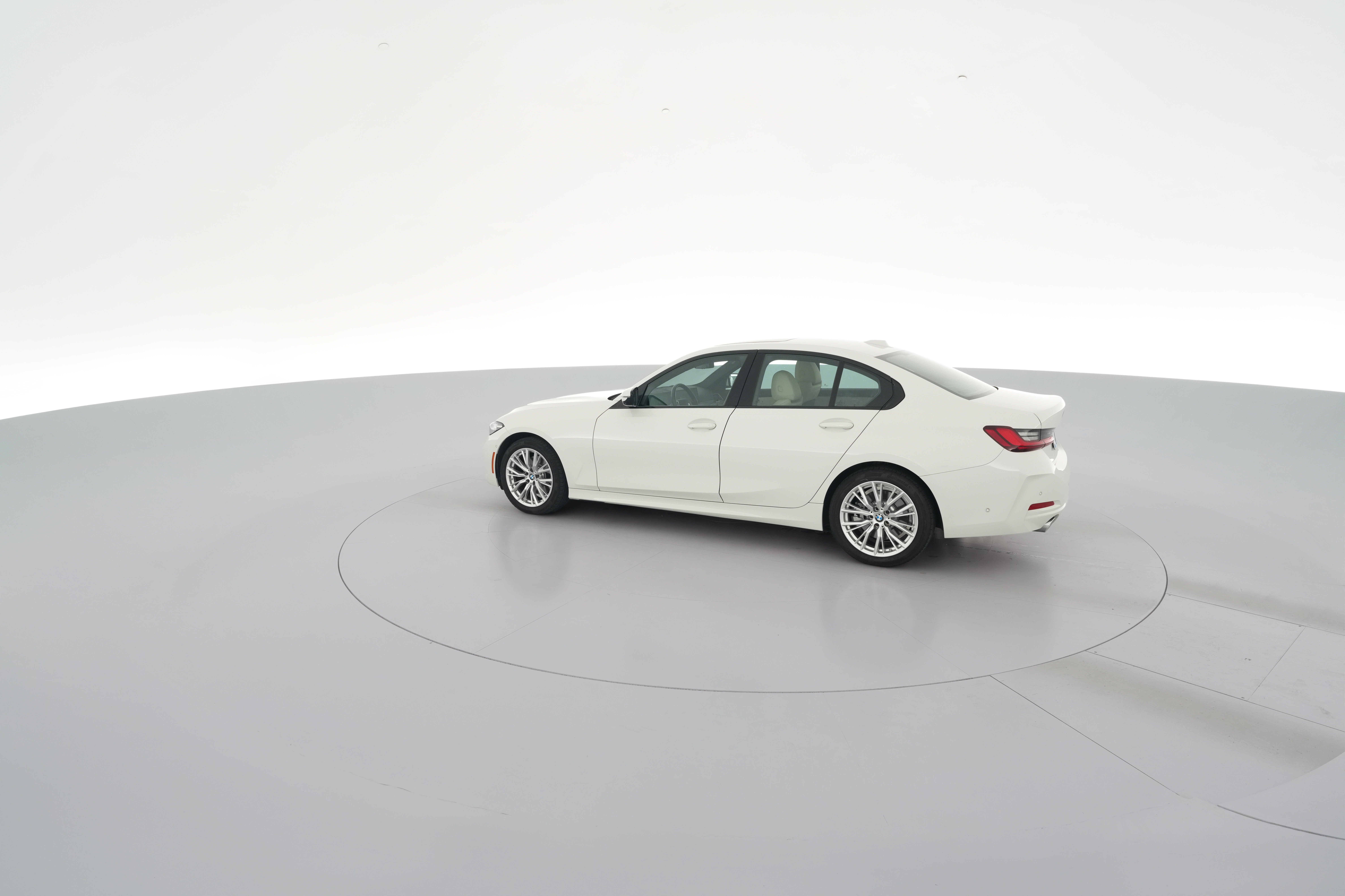 2023 BMW 3 Series 330i - Photo 30