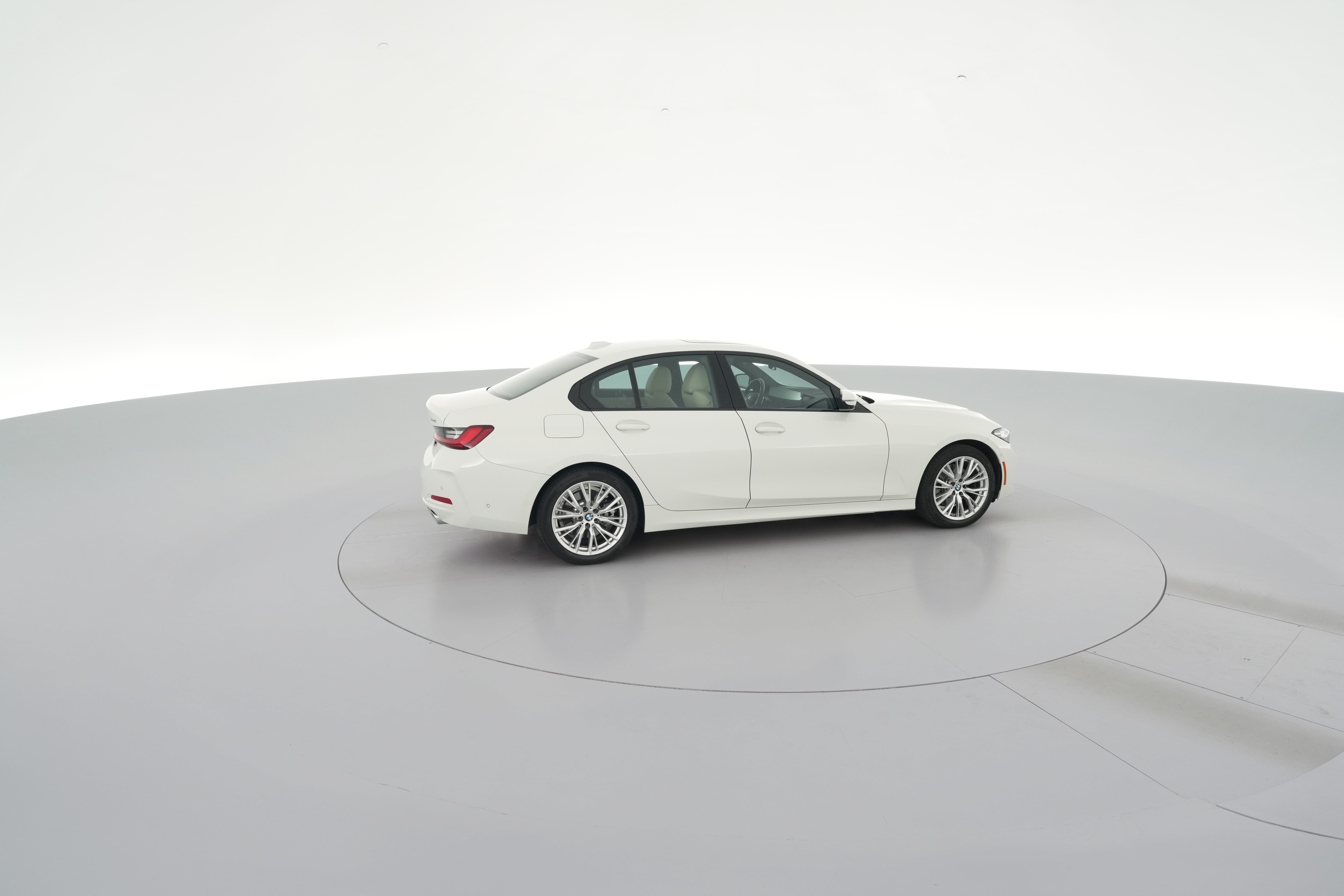 2023 BMW 3 Series 330i - Photo 36