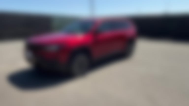 2026 Jeep Cherokee vehicle photo