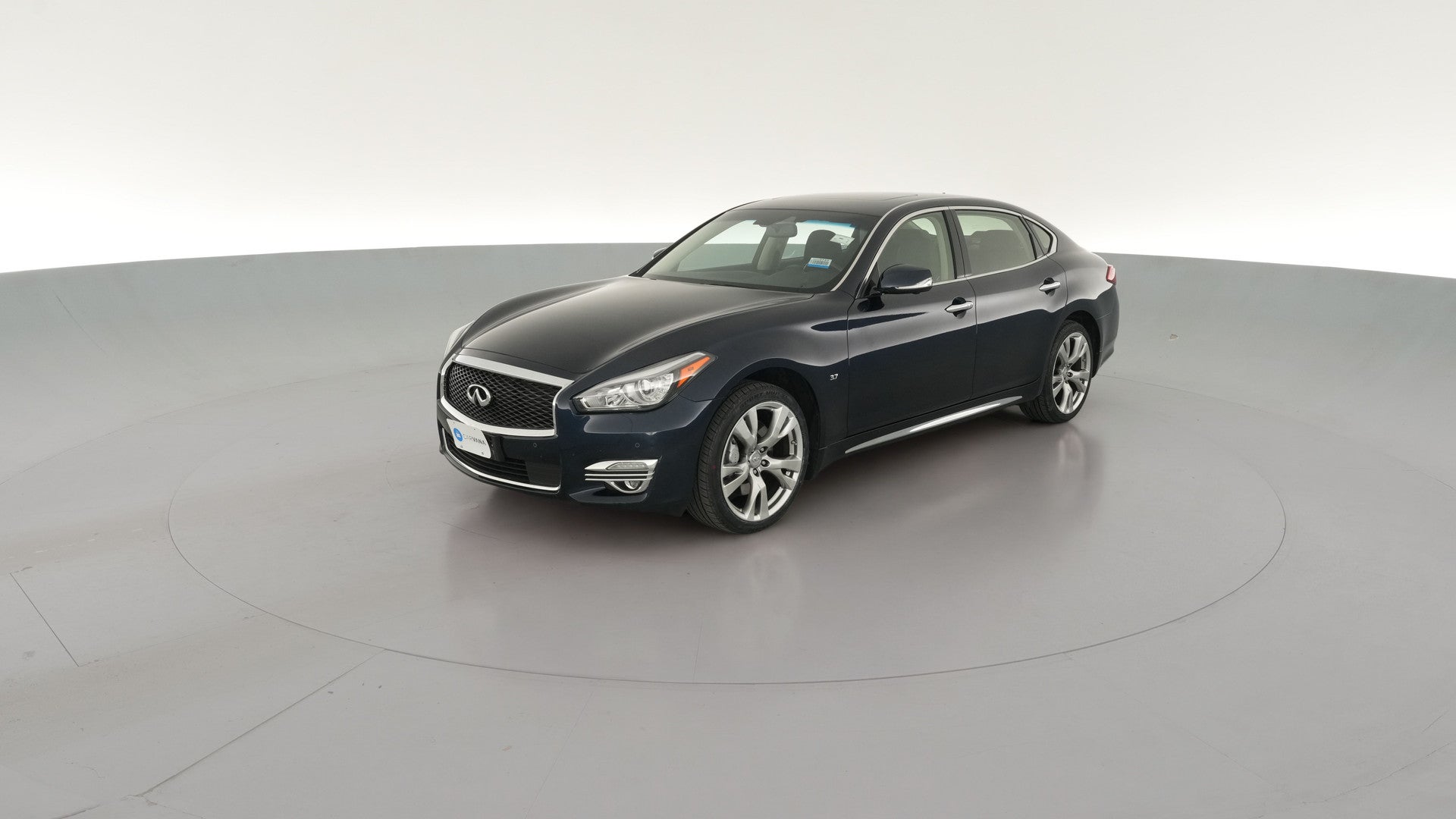 2016 INFINITI Q70 vehicle photo