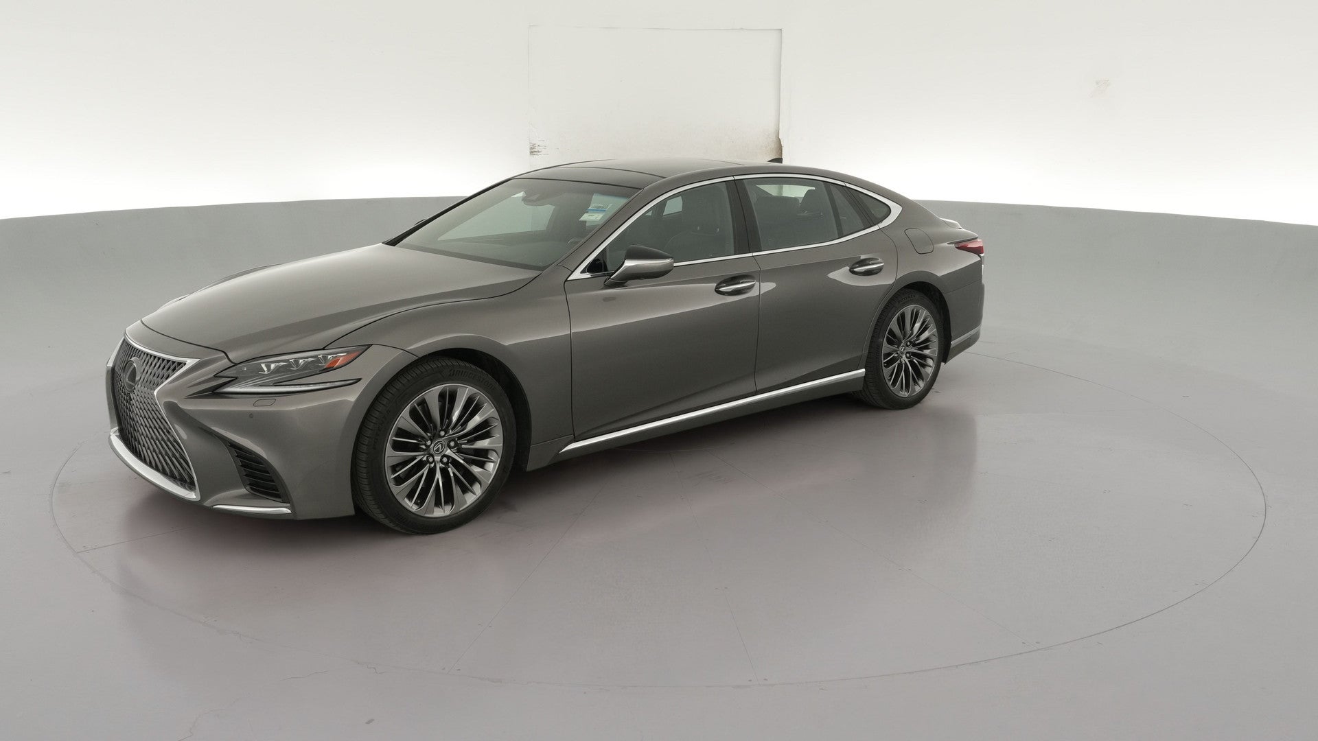2018 Lexus LS vehicle photo