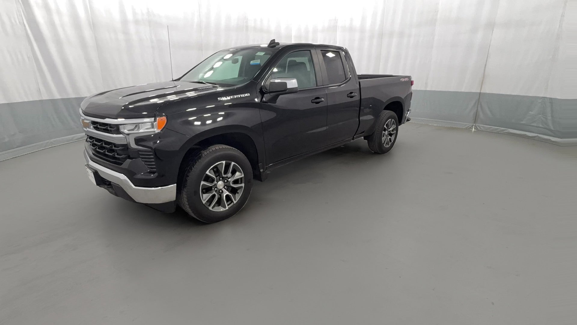 2024 Chevrolet Silverado 1500 Double Cab vehicle photo