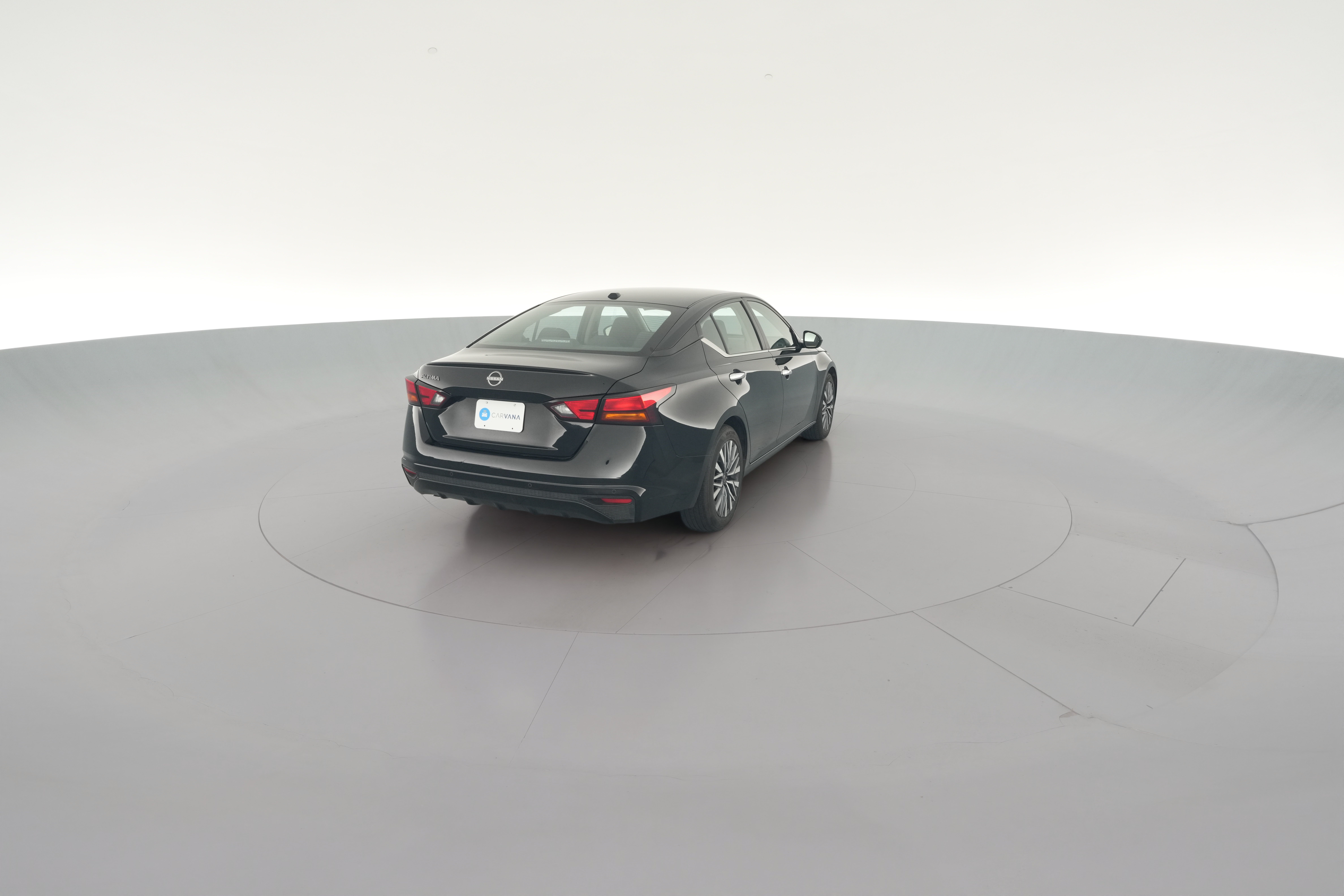 2025 Nissan Altima SV - Photo 30