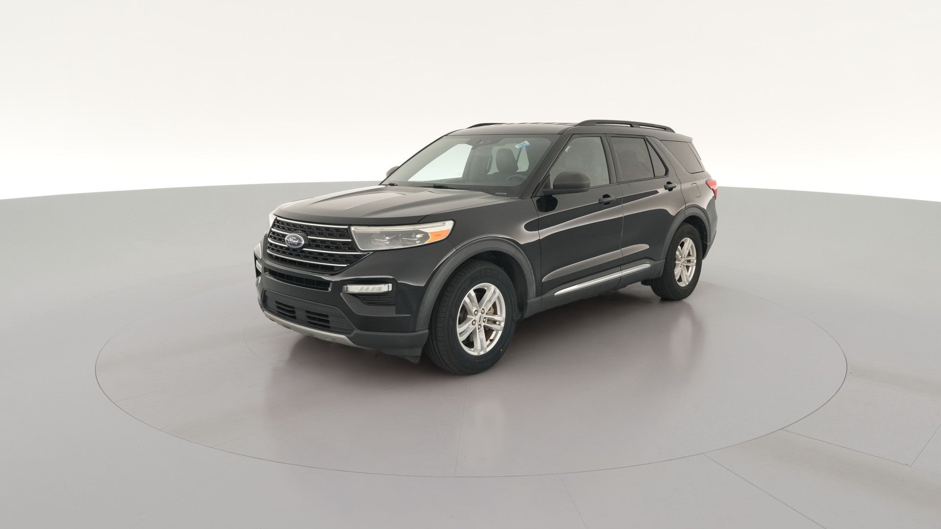2020 Ford Explorer vehicle photo