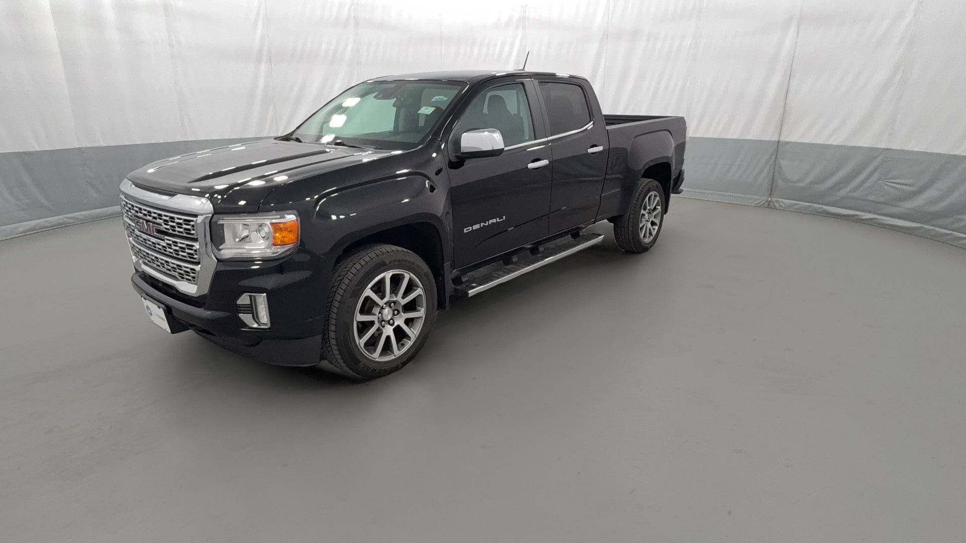 2022 GMC Canyon Crew Cab vehicle photo