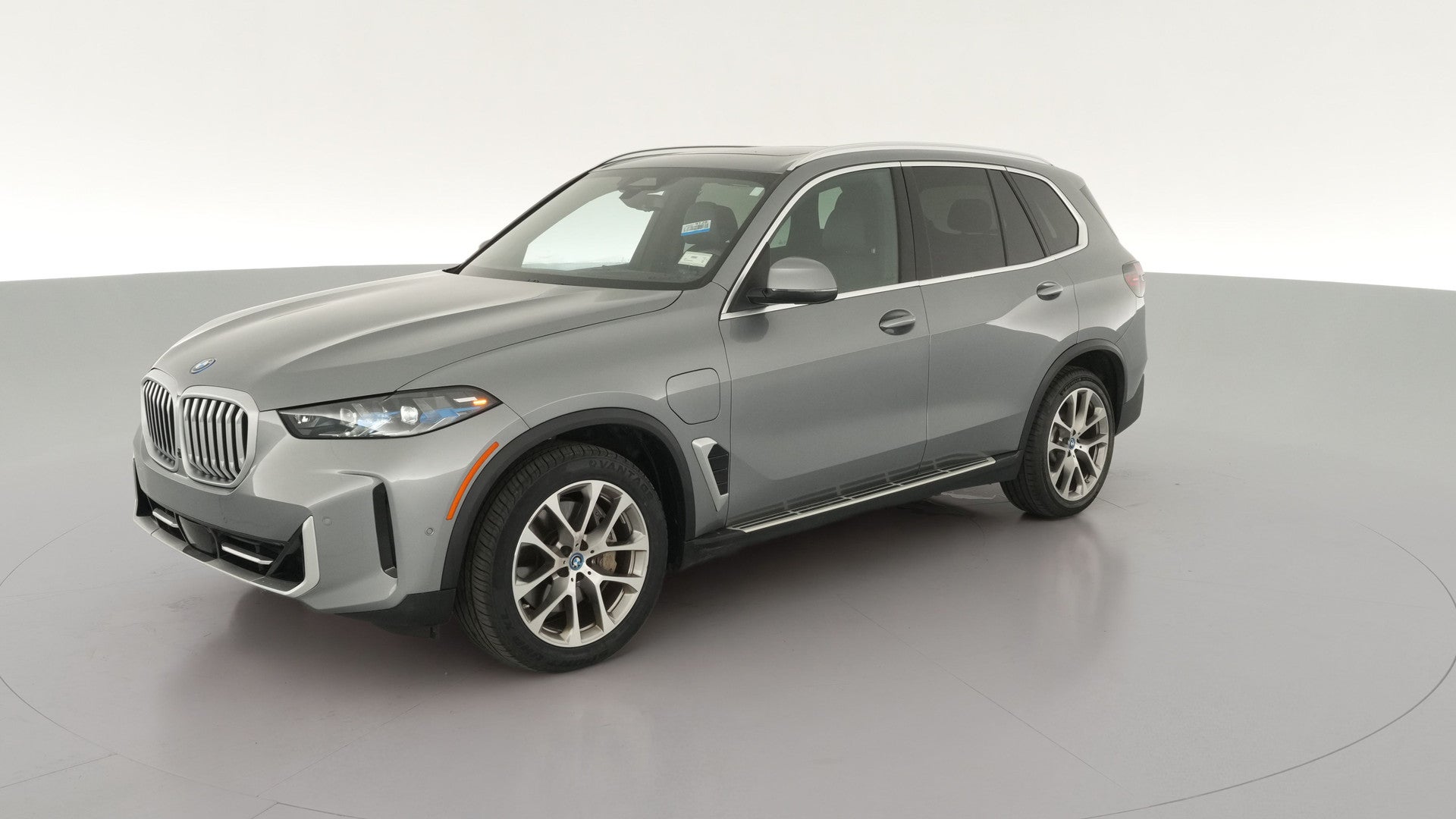 2025 BMW X5 vehicle photo