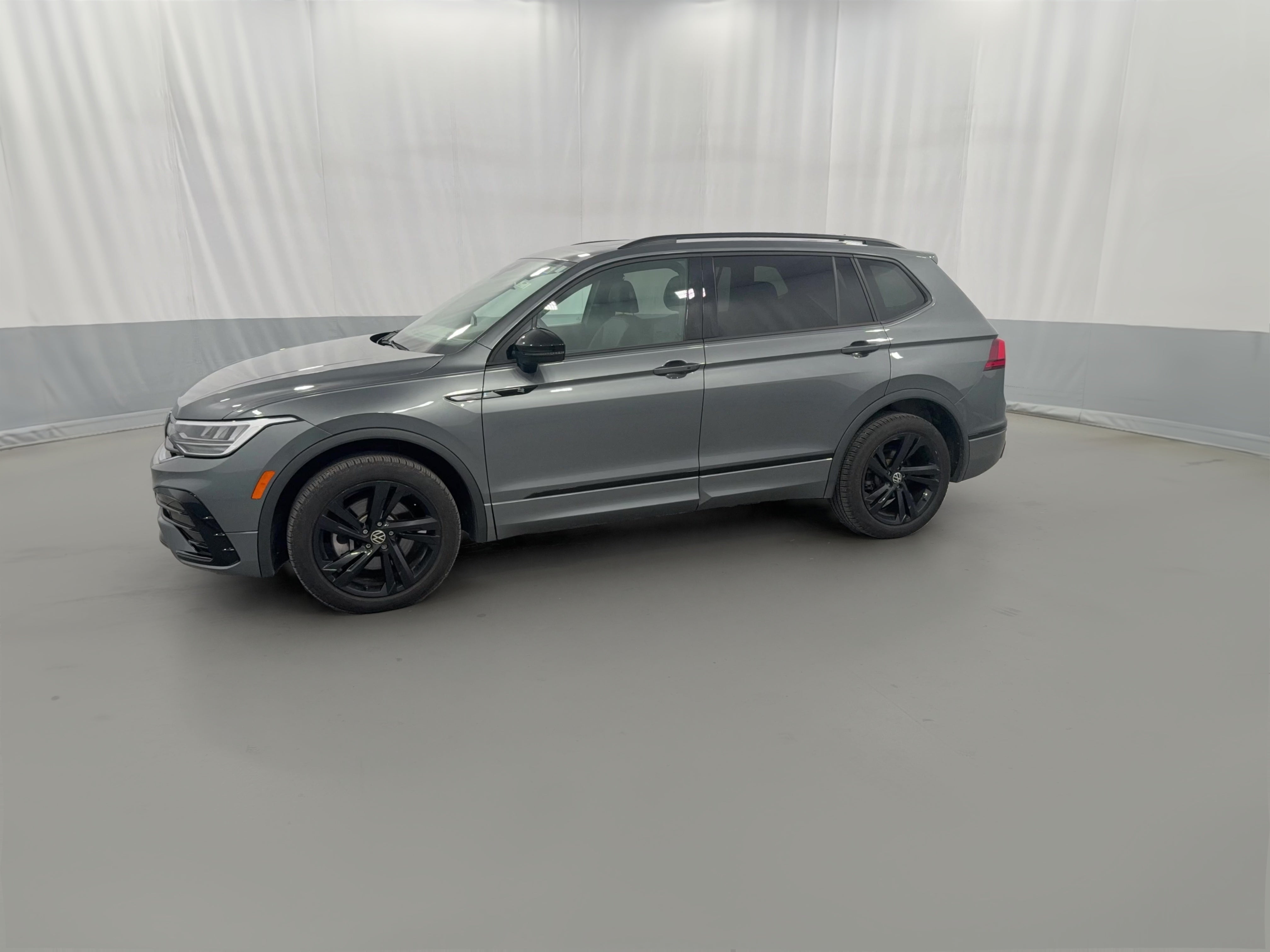 2024 Volkswagen Tiguan SE R-LINE BLACK - Photo 25