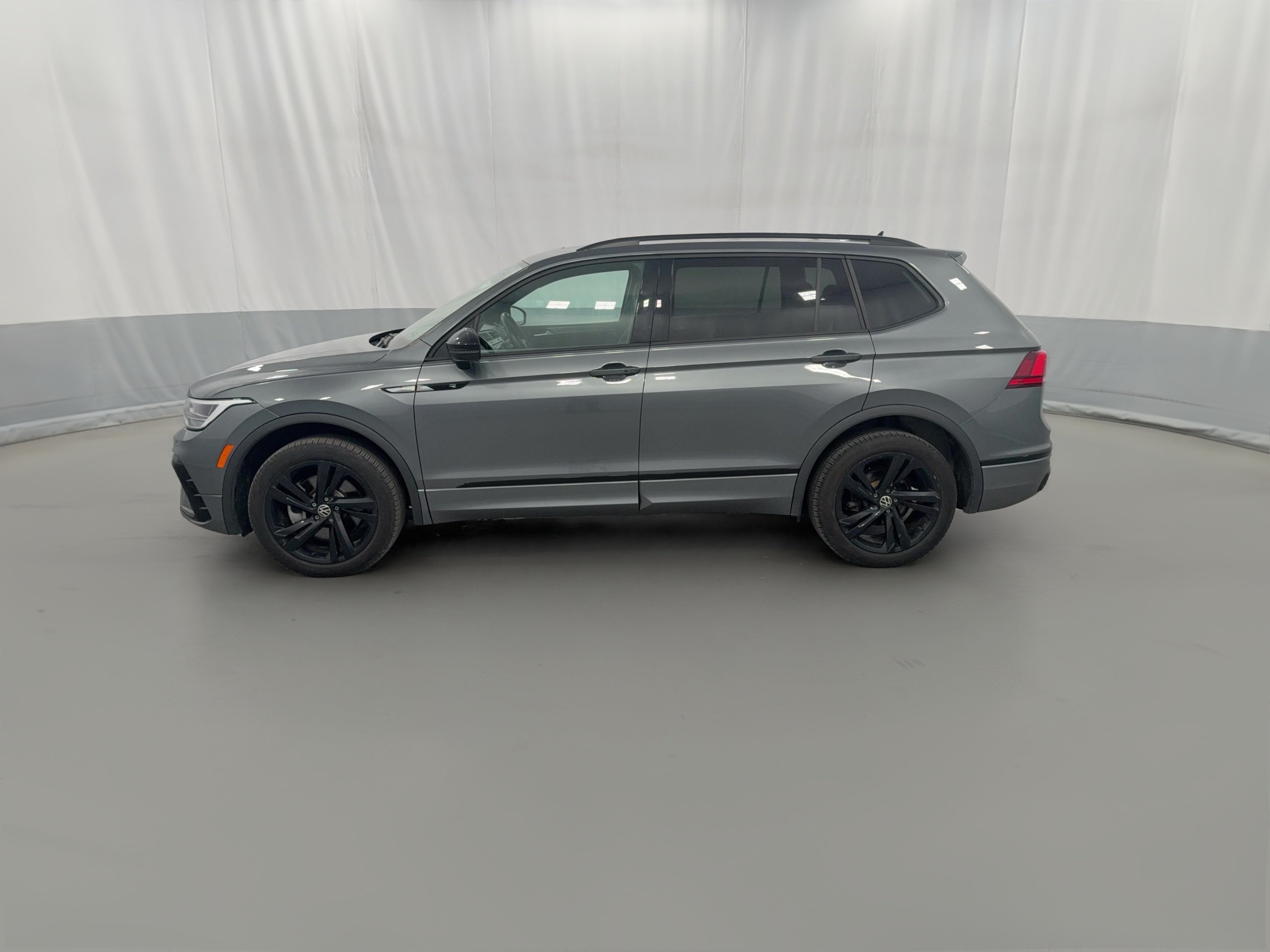 2024 Volkswagen Tiguan SE R-LINE BLACK - Photo 26