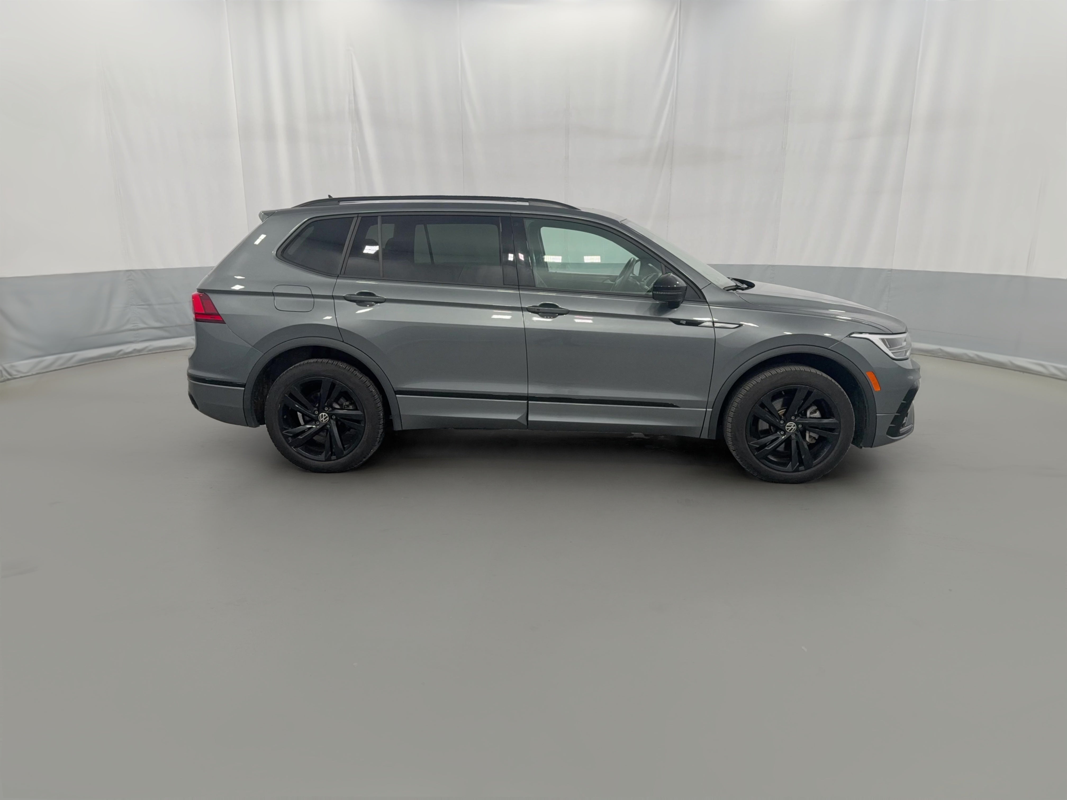 2024 Volkswagen Tiguan SE R-LINE BLACK - Photo 34