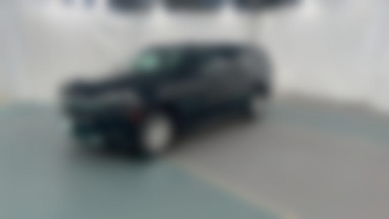 2022 Chevrolet Suburban vehicle photo