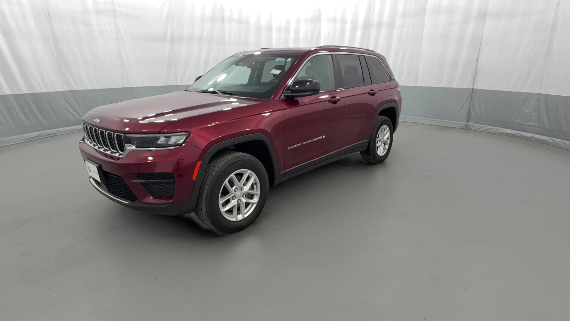 2023 Jeep Grand Cherokee vehicle photo