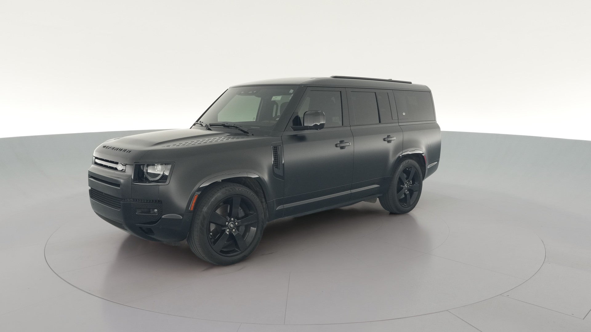 2024 Land Rover Defender 130 vehicle photo