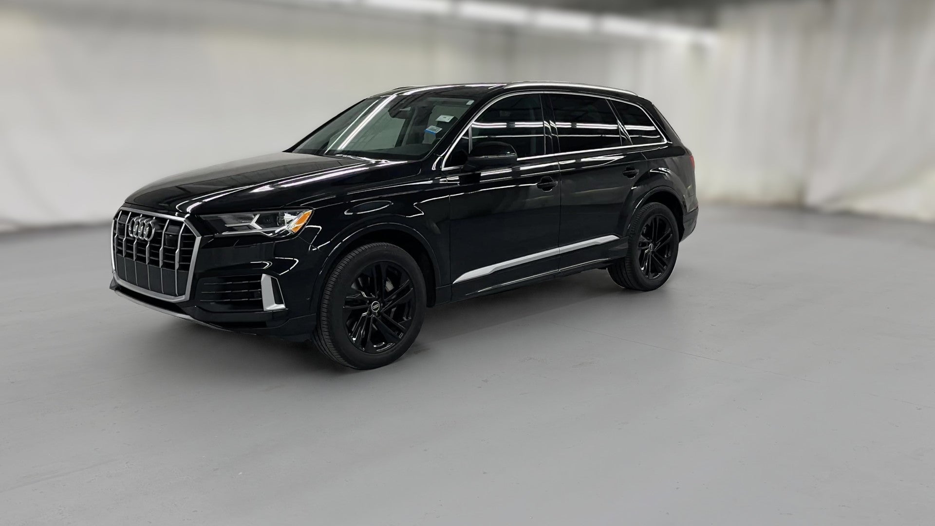 2022 Audi Q7 vehicle photo