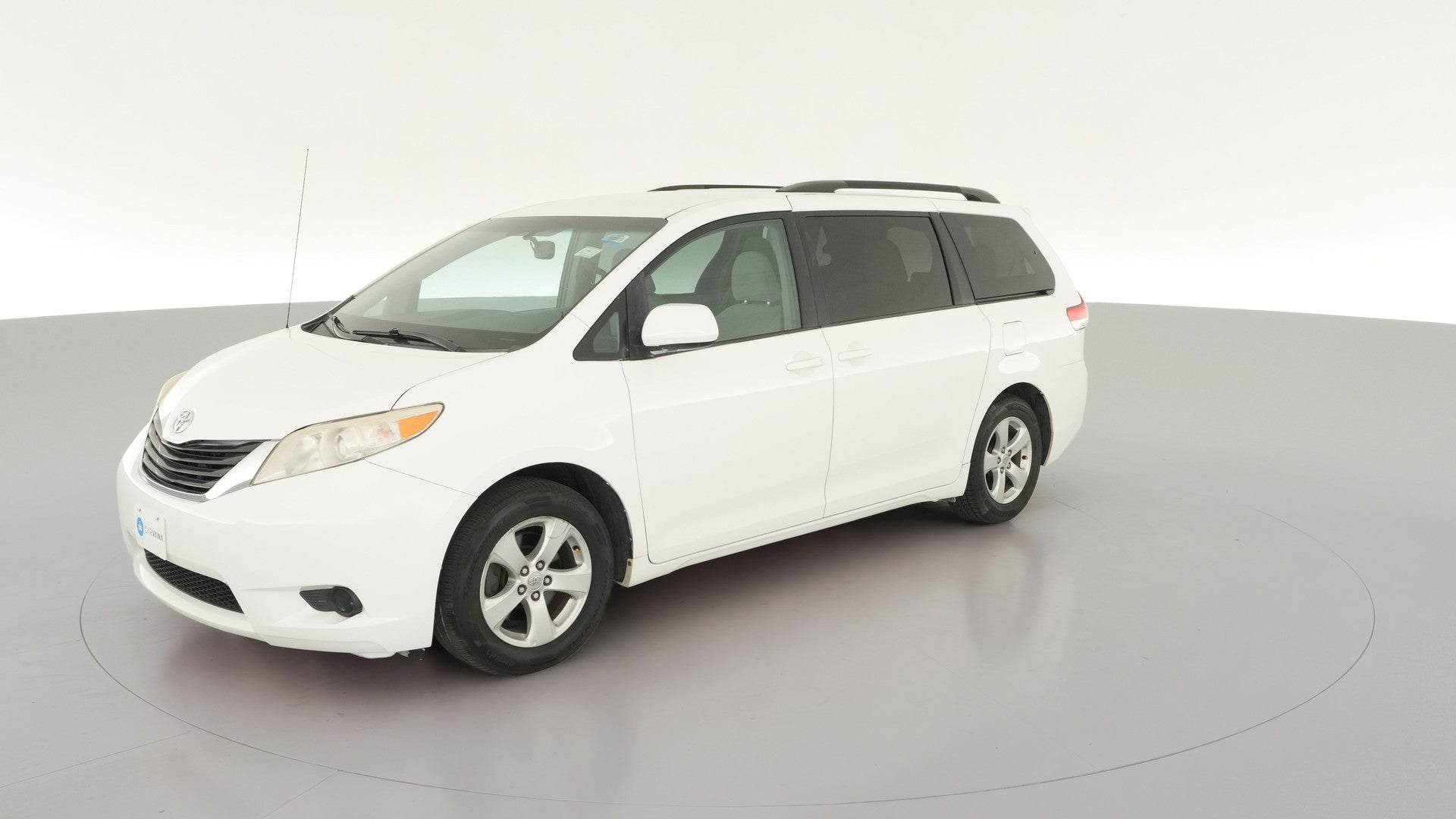 2013 Toyota Sienna vehicle photo