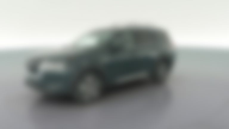 2025 Nissan Pathfinder vehicle photo