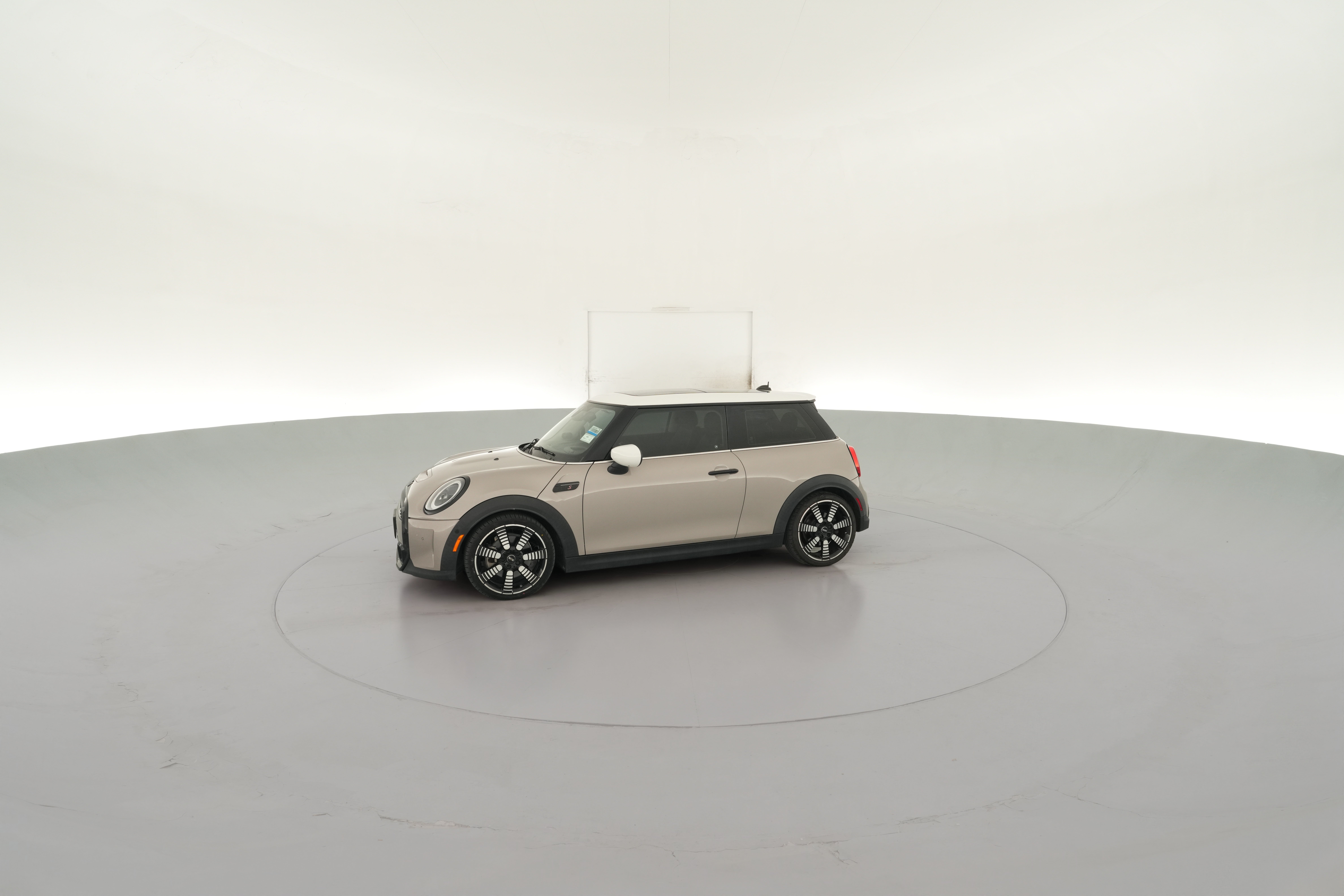 2022 MINI Hardtop 2 Door S - Photo 25