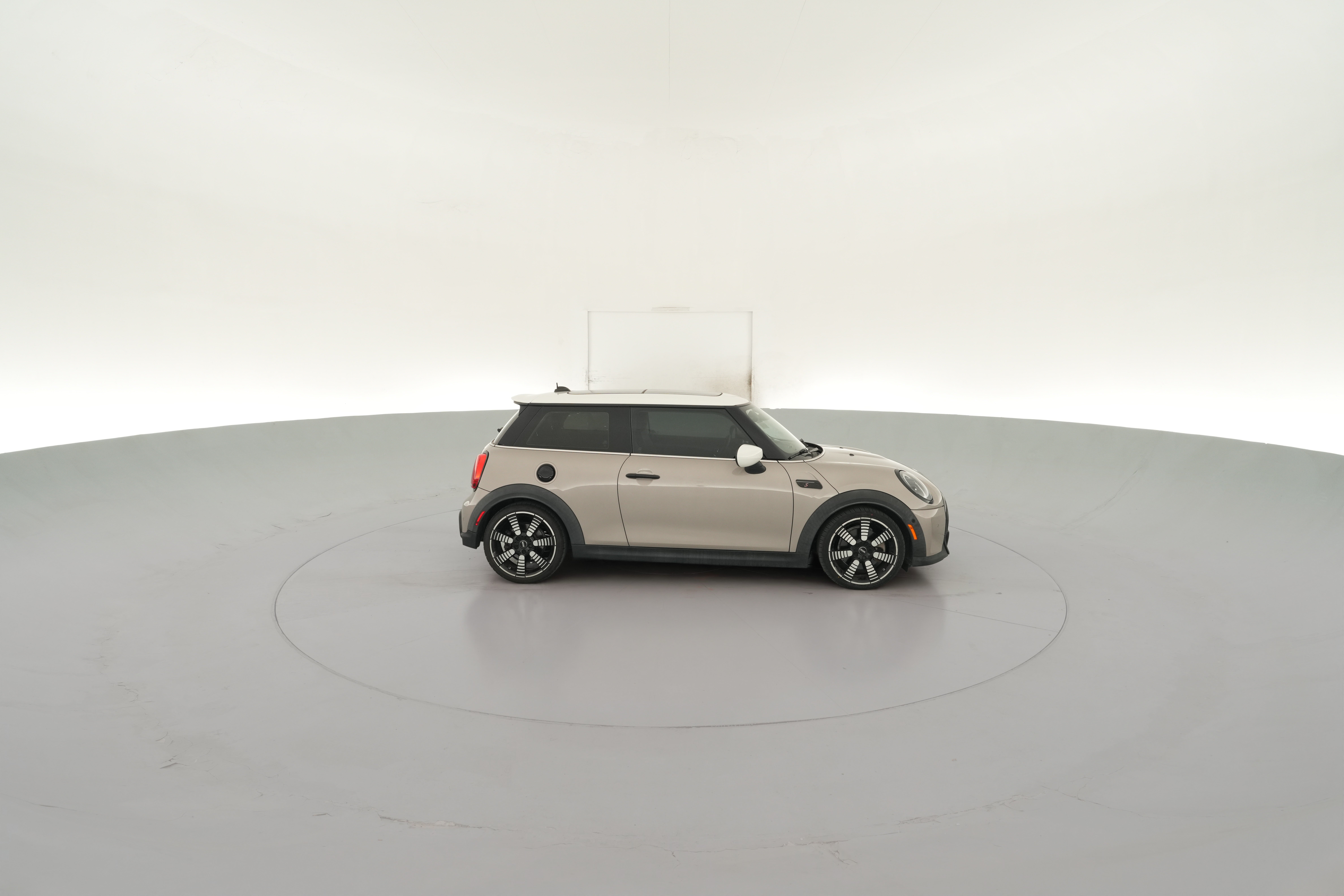 2022 MINI Hardtop 2 Door S - Photo 34