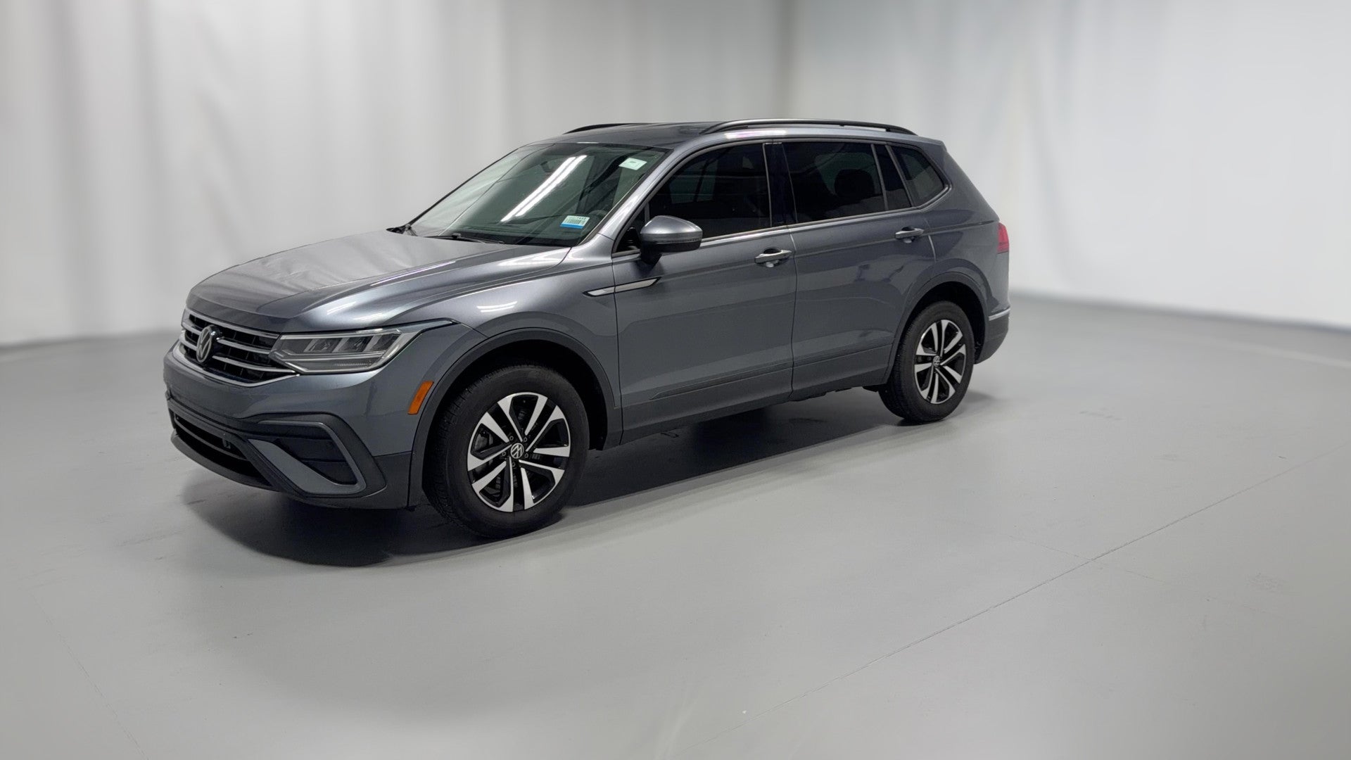2022 Volkswagen Tiguan vehicle photo
