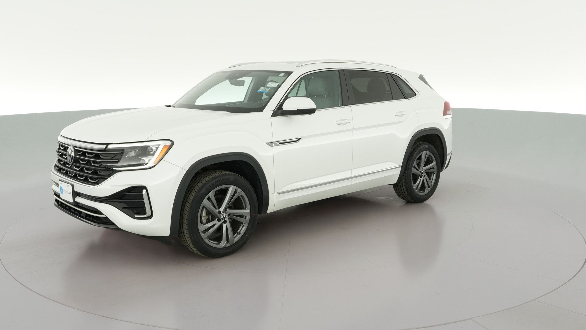 2024 Volkswagen Atlas Cross Sport vehicle photo