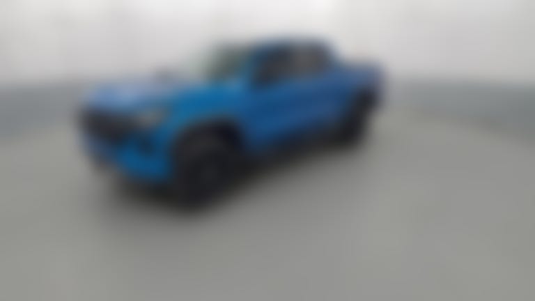 2024 Chevrolet Colorado Crew Cab vehicle photo