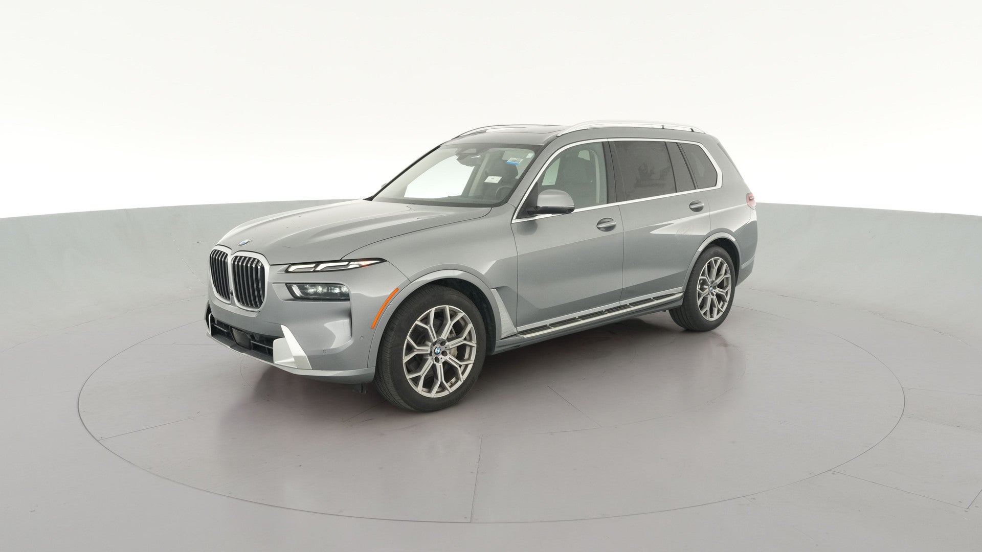 2025 BMW X7 vehicle photo