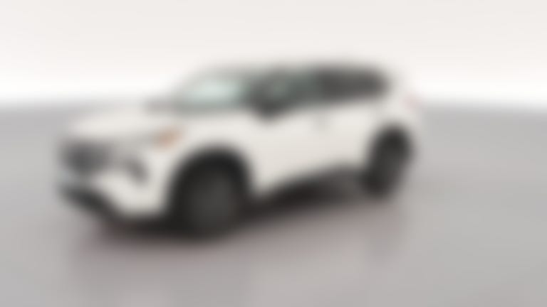 2024 Nissan Rogue vehicle photo