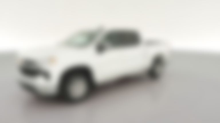 2025 Chevrolet Silverado 1500 Crew Cab vehicle photo