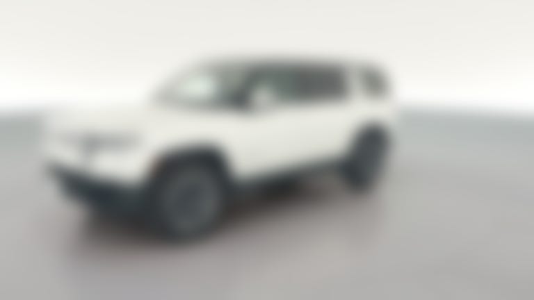 2025 Rivian R1S vehicle photo