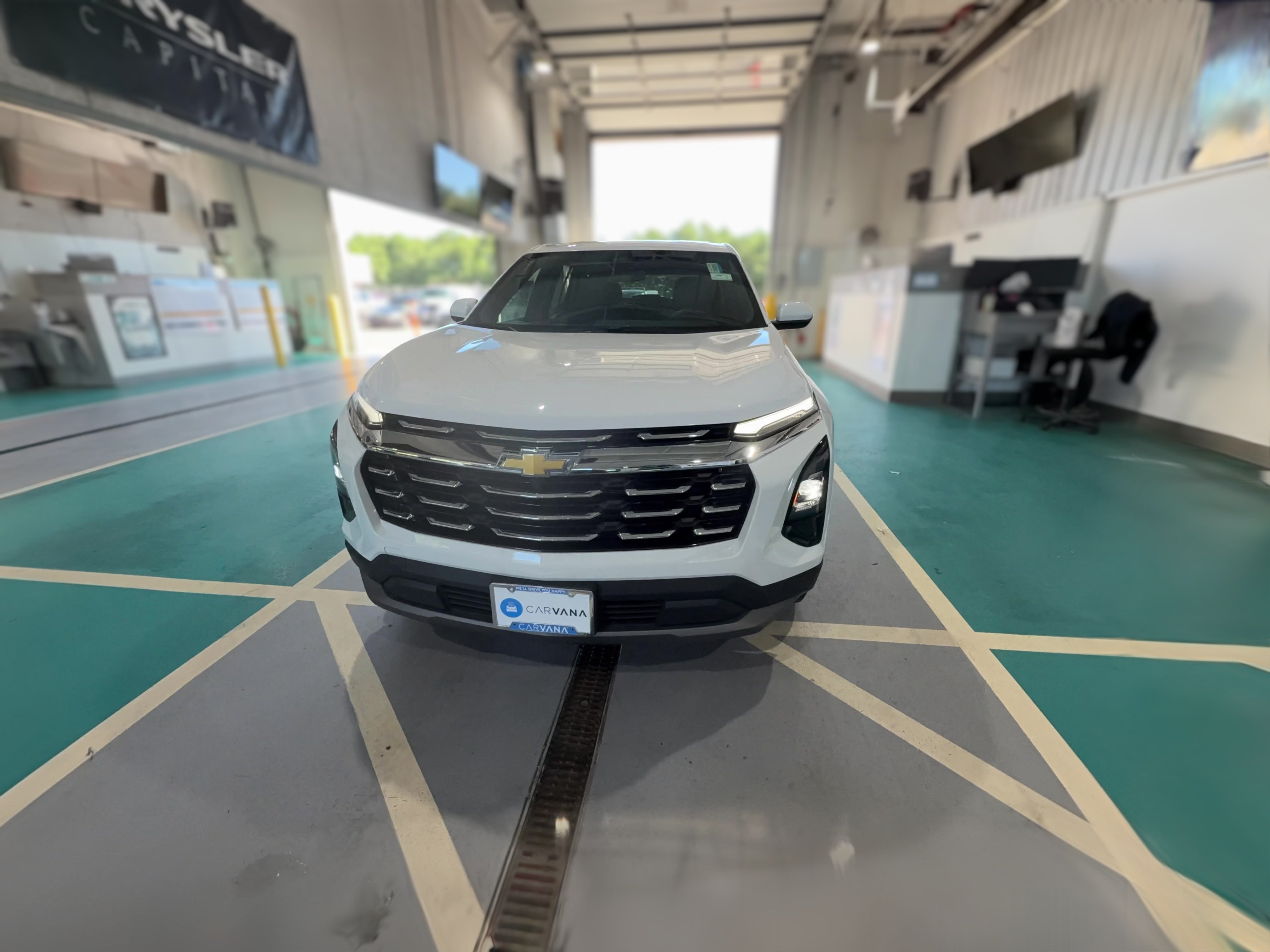 2025 Chevrolet Equinox LT - Photo 26