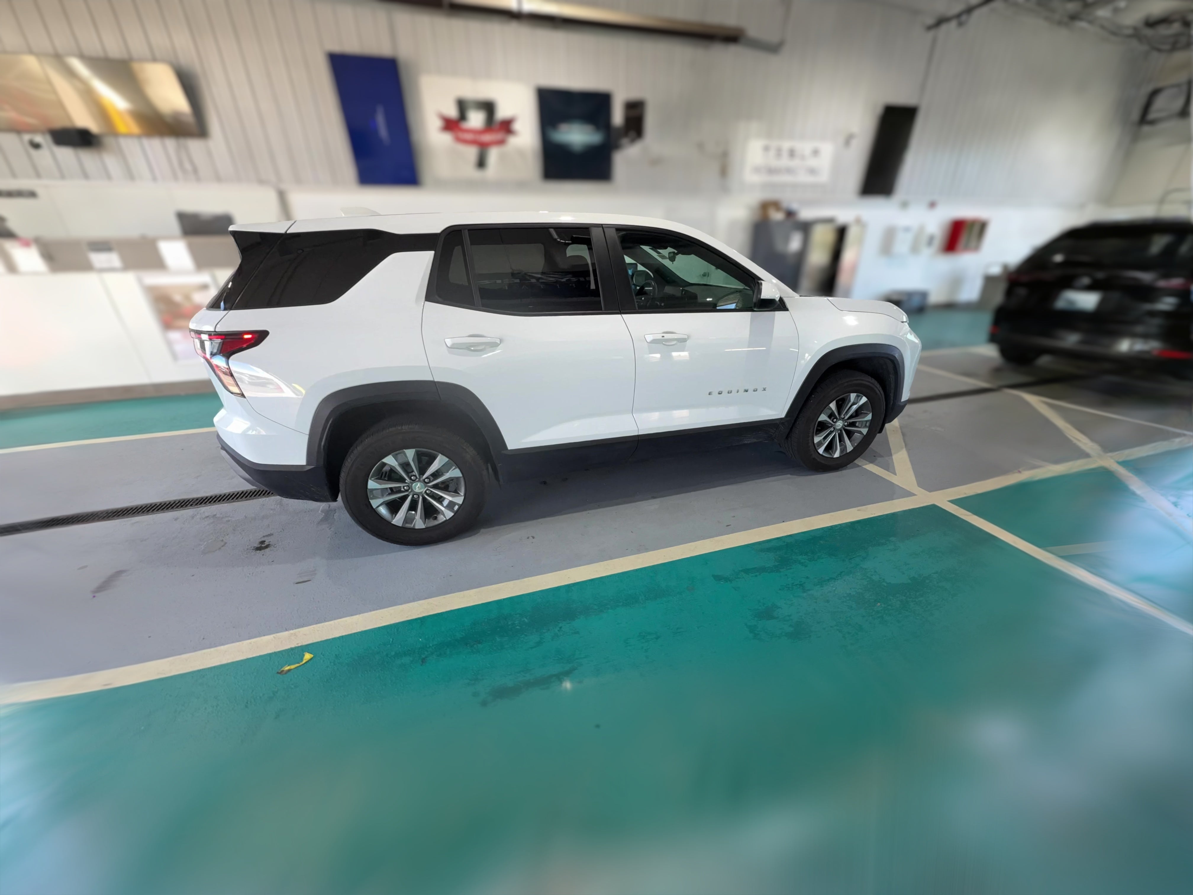 2025 Chevrolet Equinox LT - Photo 37