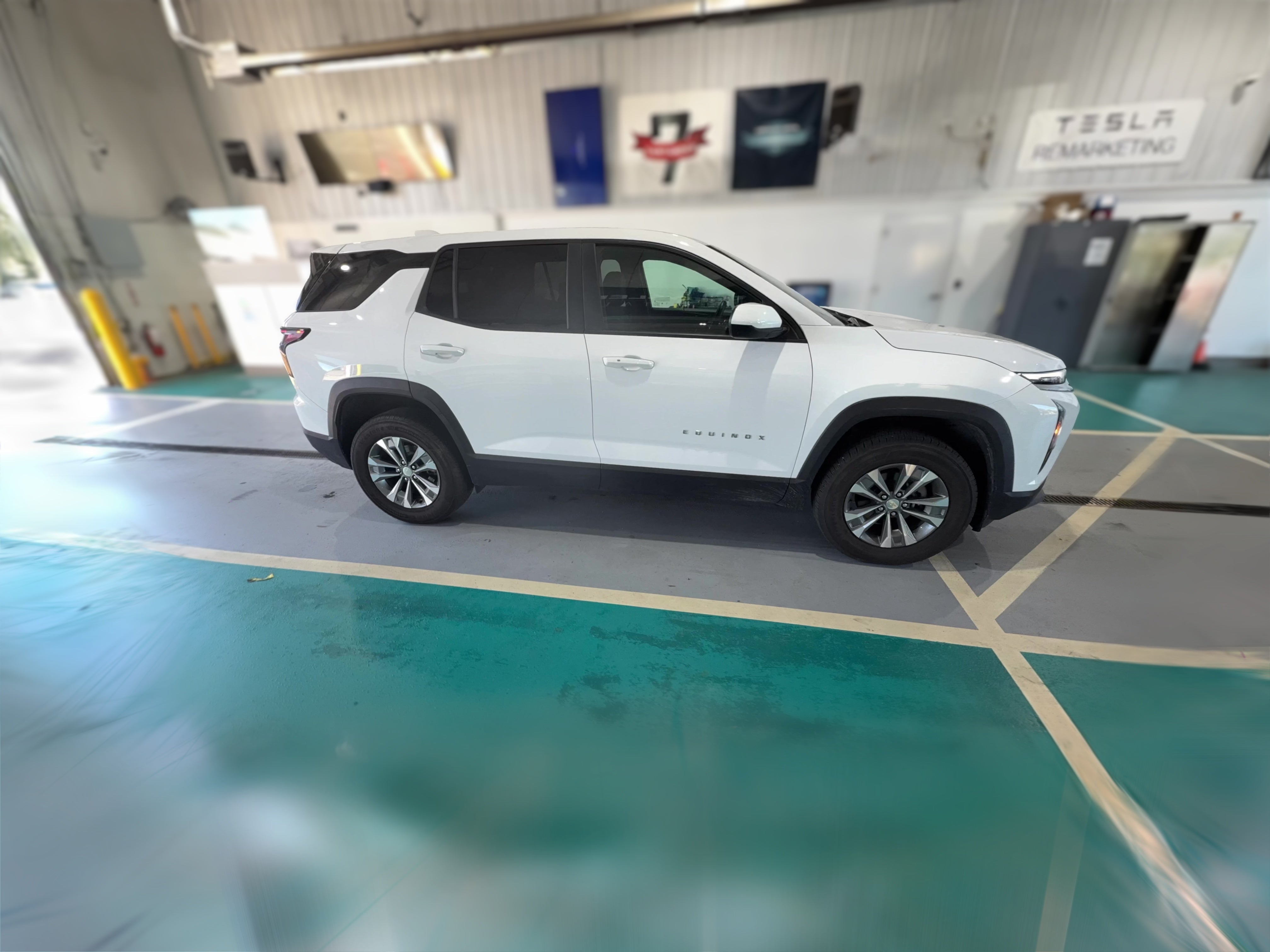 2025 Chevrolet Equinox LT - Photo 38