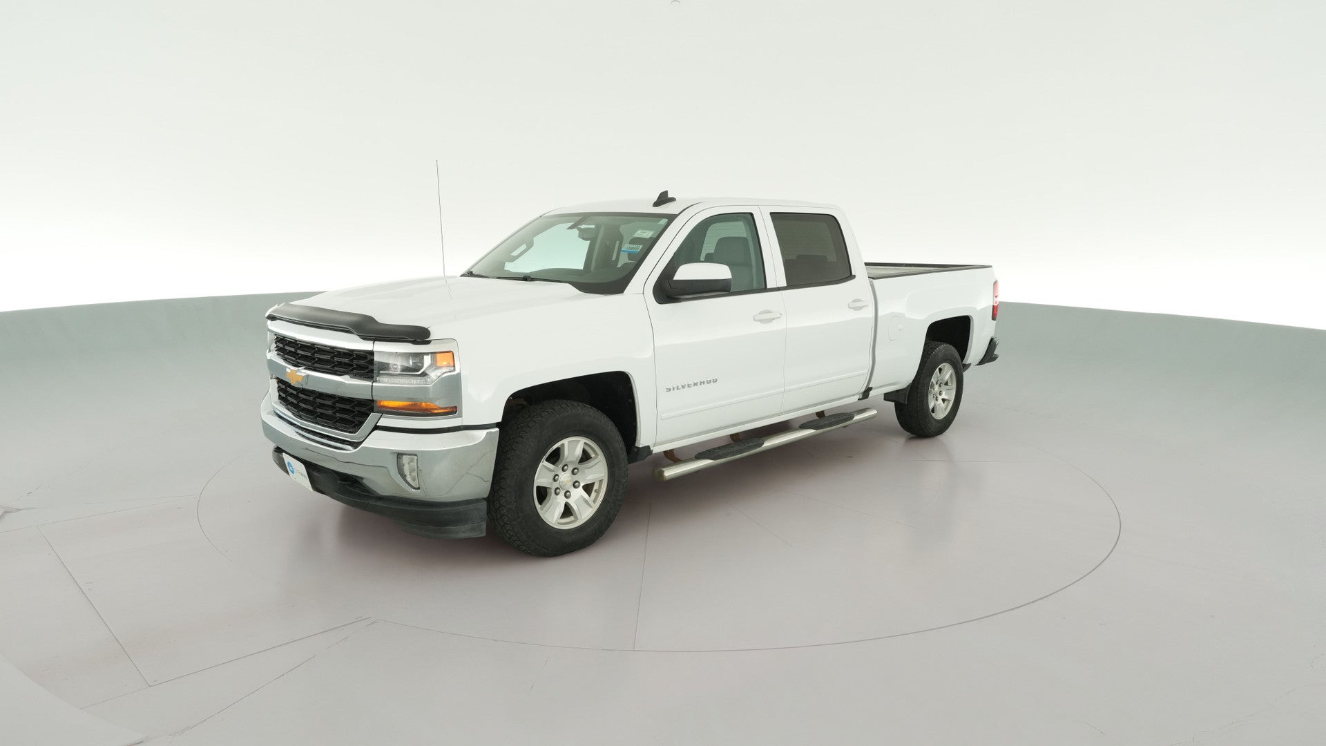 2018 Chevrolet Silverado 1500 Crew Cab vehicle photo