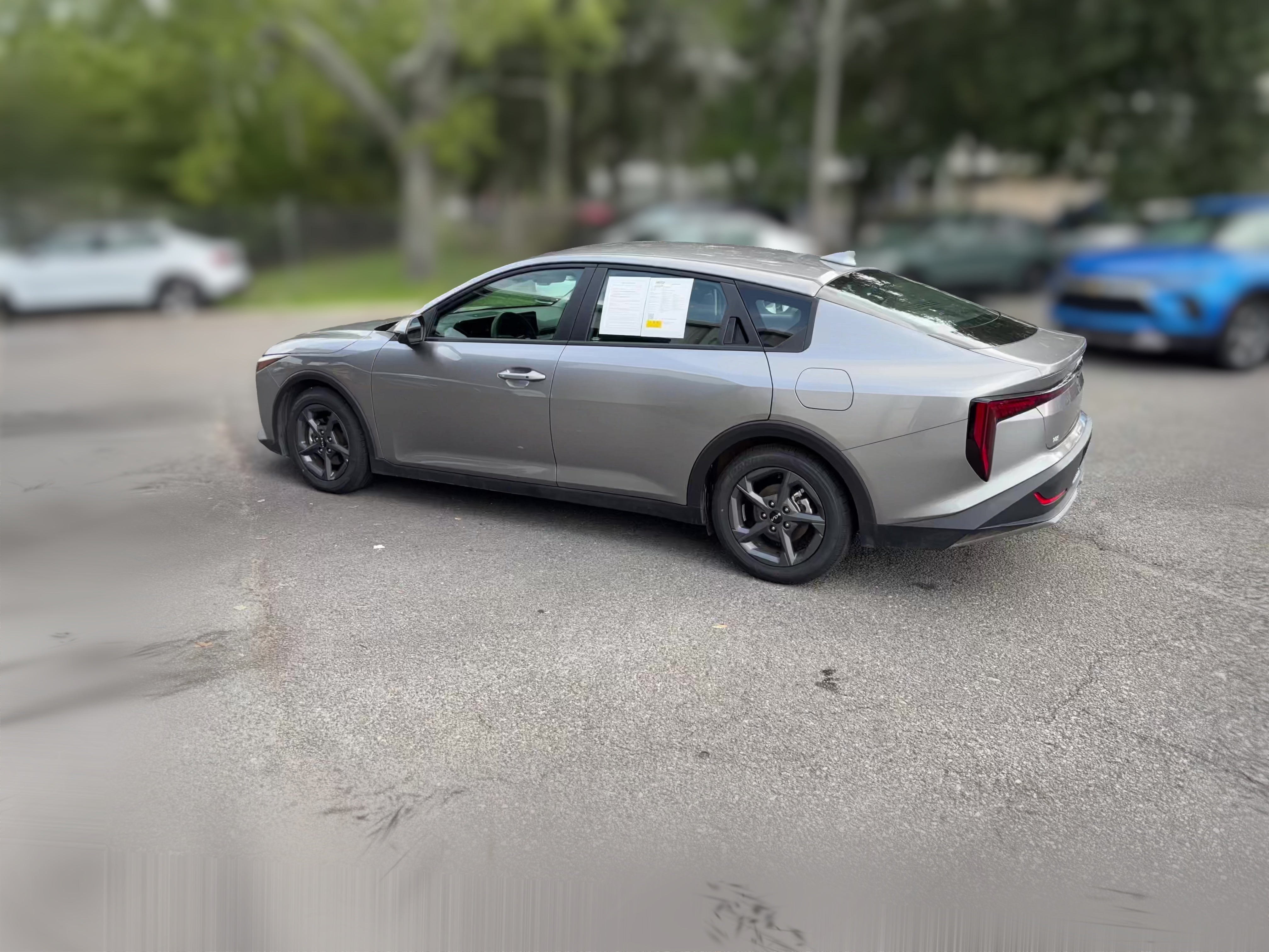 2025 Kia K4 LXS - Photo 23