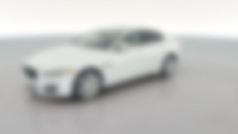 2018 Jaguar XE vehicle photo
