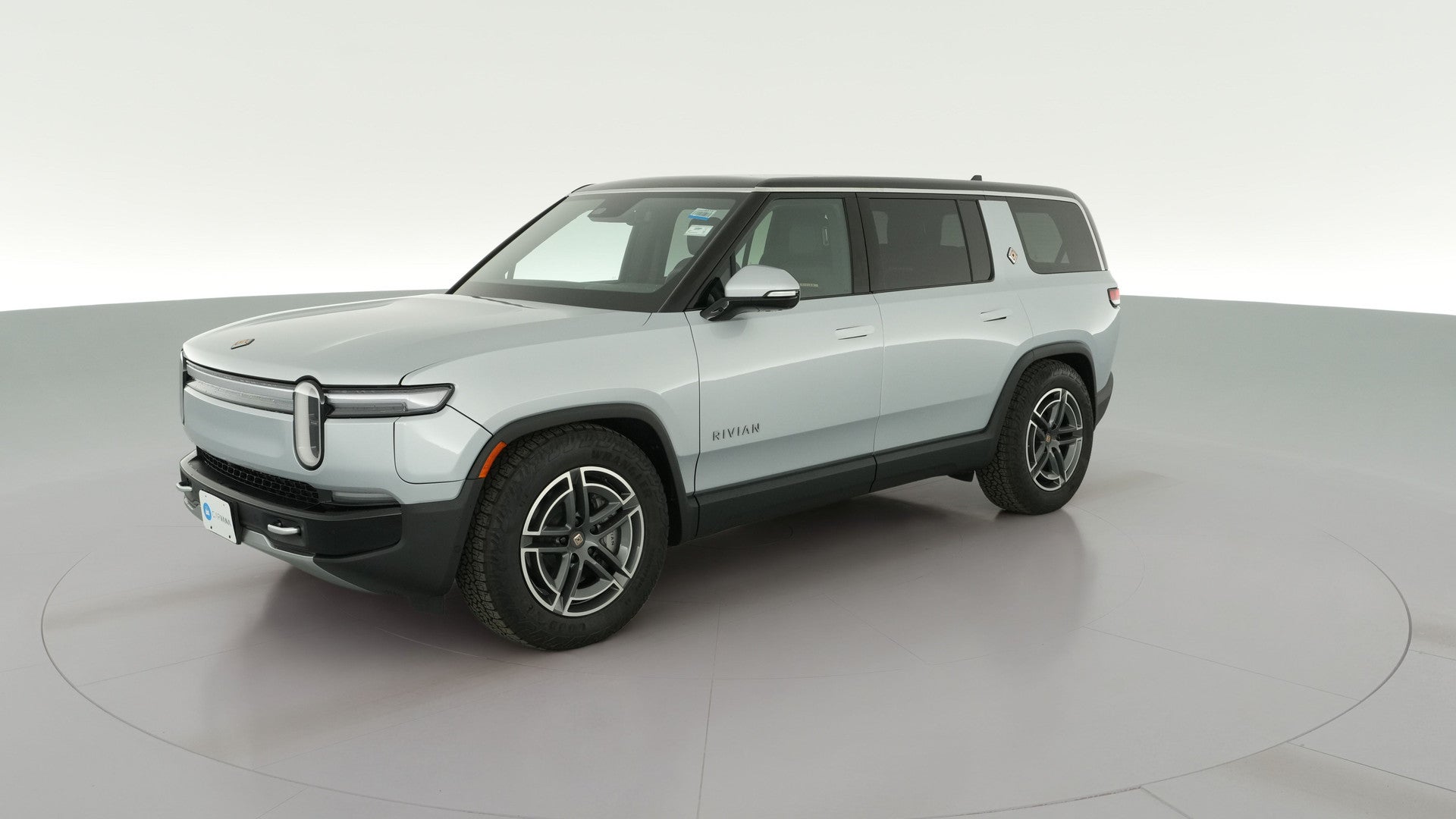 2026 Rivian R1S vehicle photo