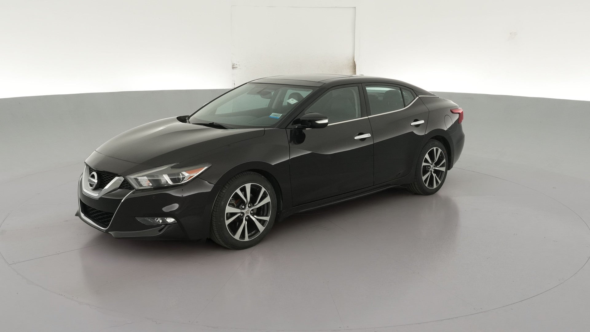 2017 Nissan Maxima vehicle photo