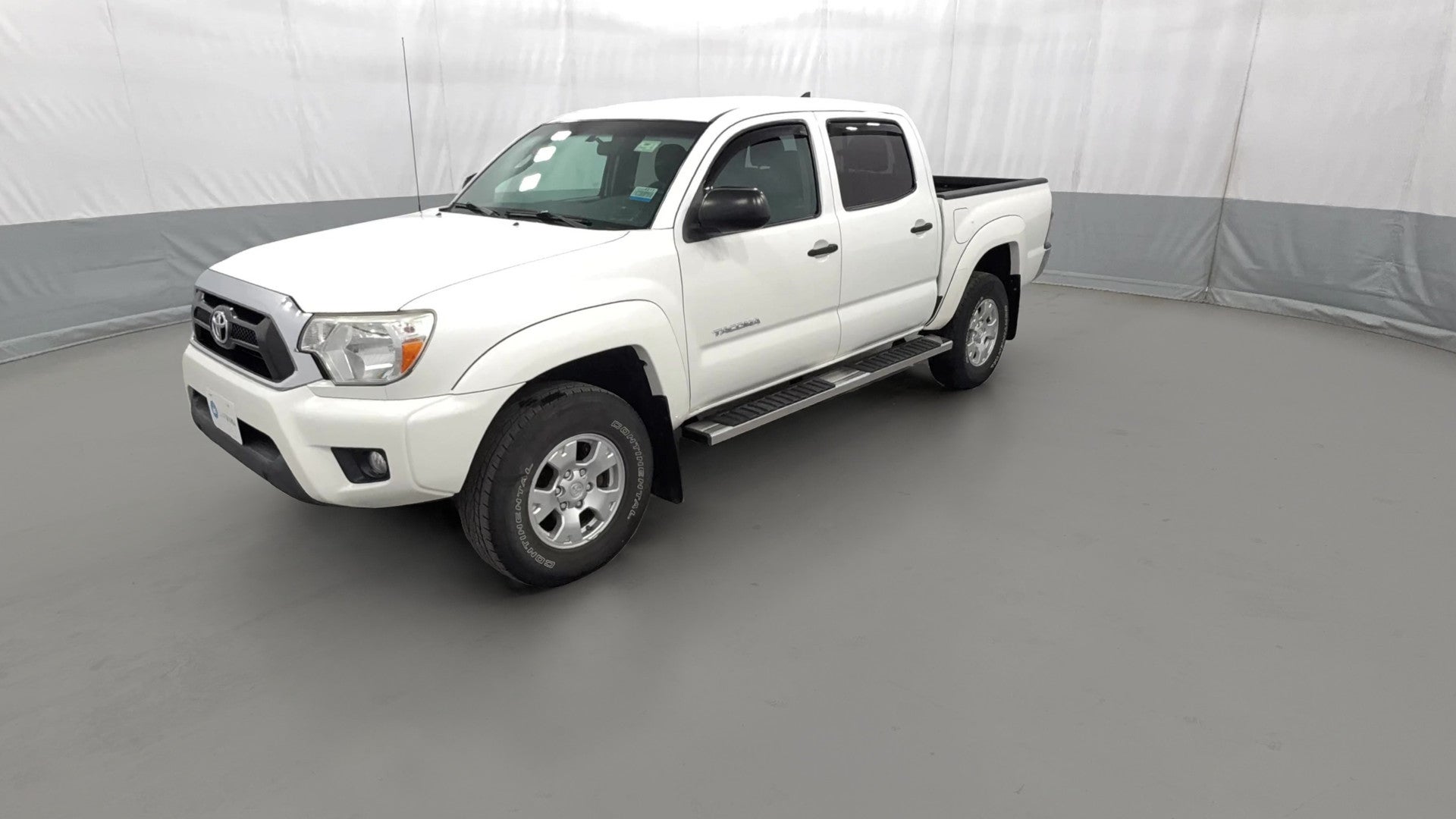 2015 Toyota Tacoma Double Cab vehicle photo