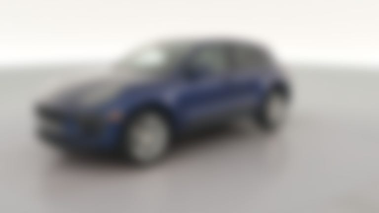 2022 Porsche Macan vehicle photo