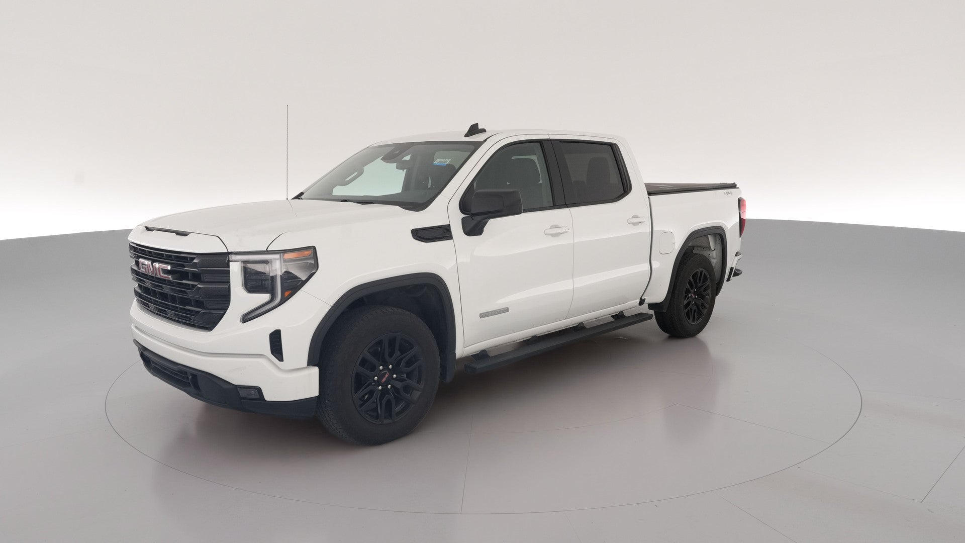 2024 GMC Sierra 1500 Crew Cab vehicle photo