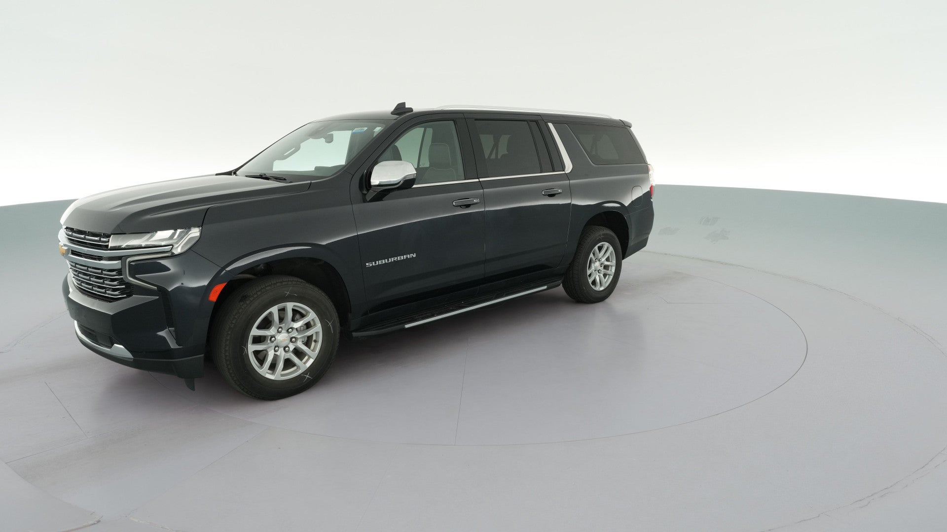 2023 Chevrolet Suburban vehicle photo