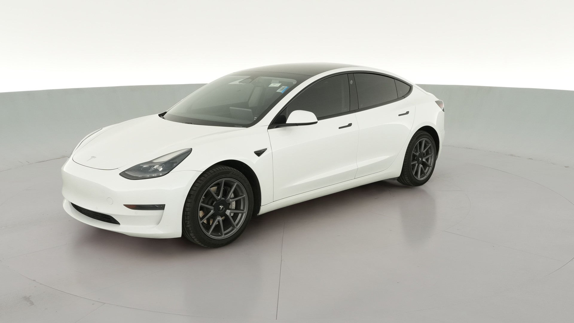 2021 Tesla Model 3 vehicle photo