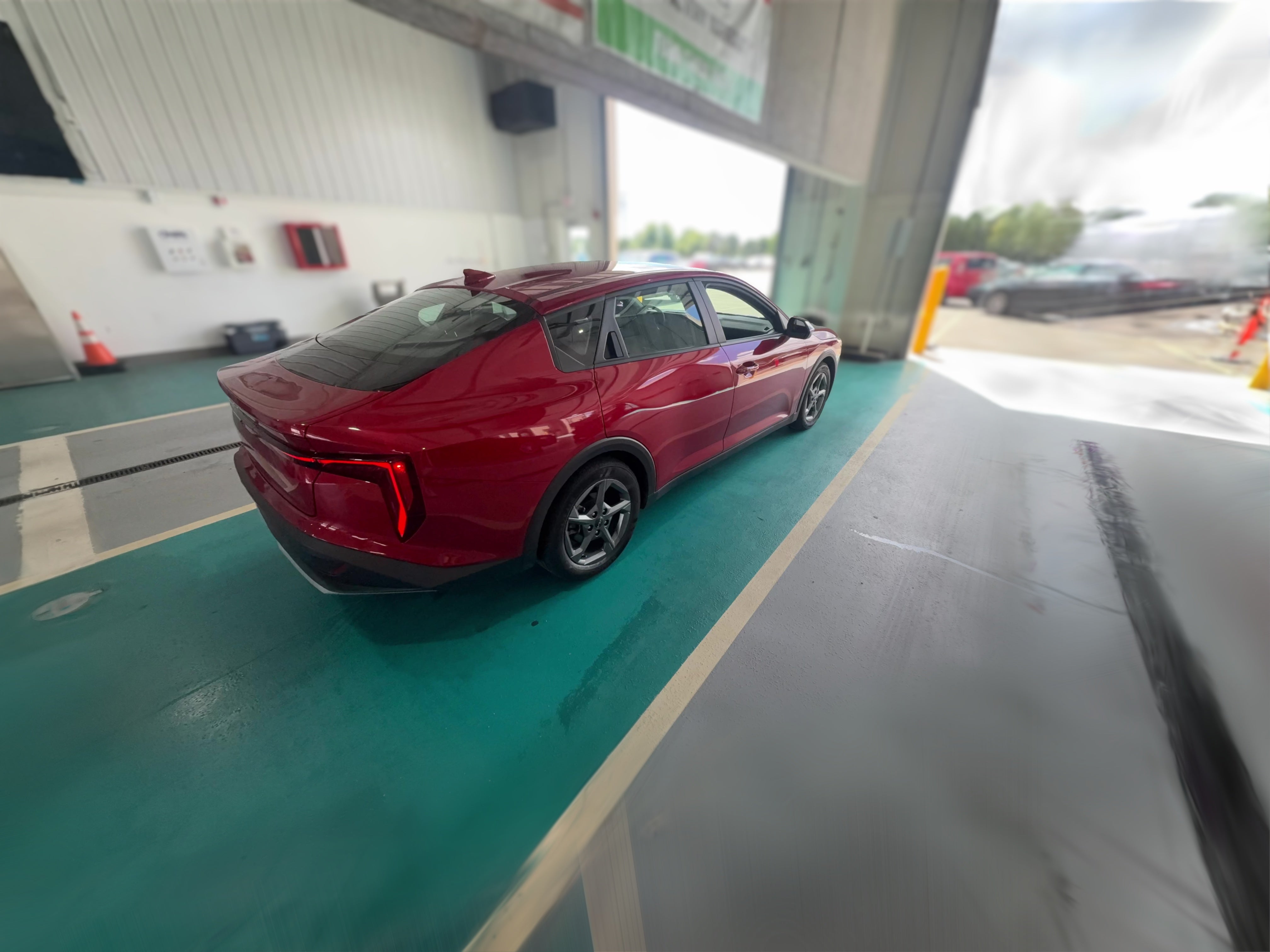 2025 Kia K4 LXS - Photo 35