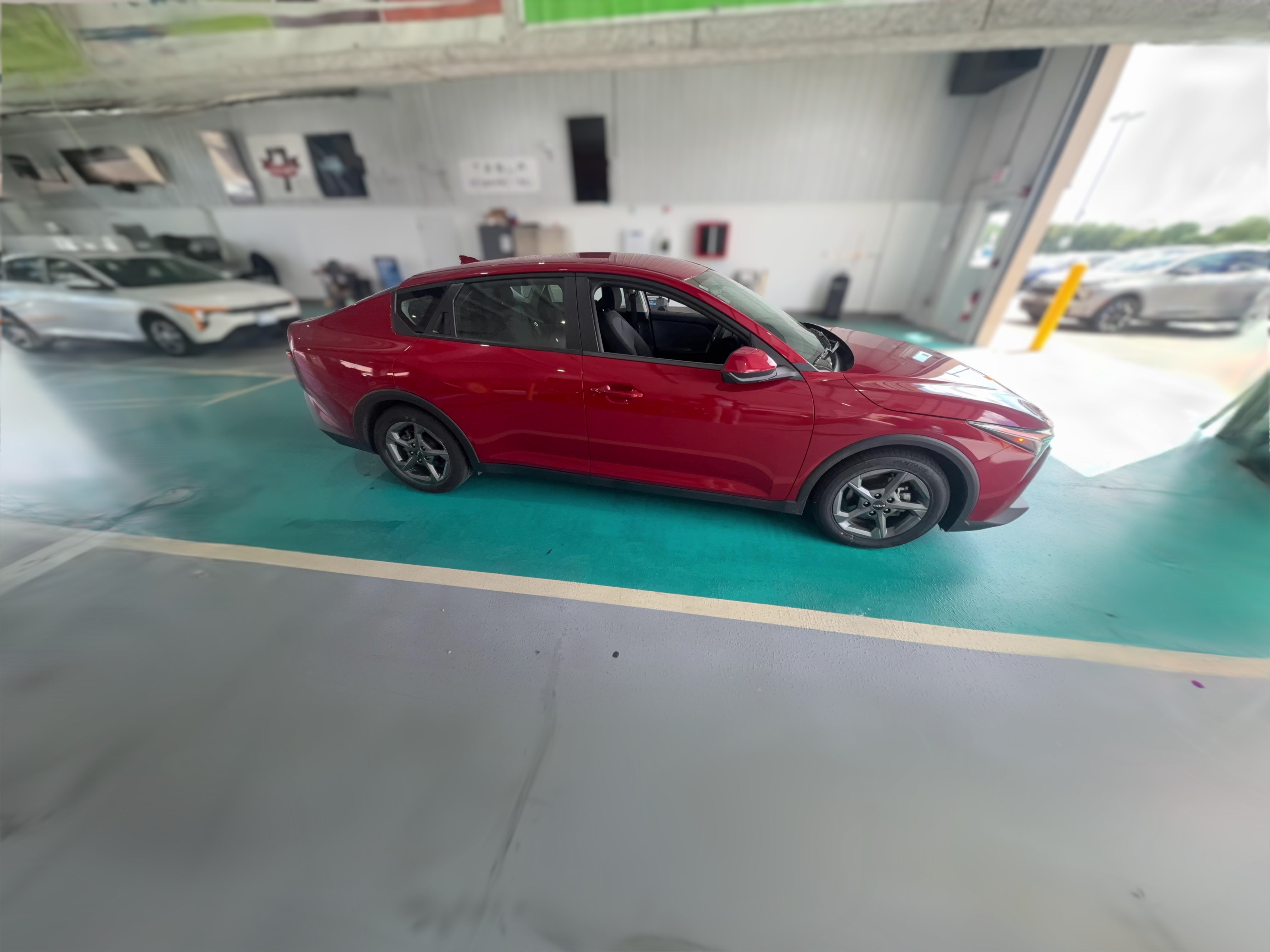 2025 Kia K4 LXS - Photo 37