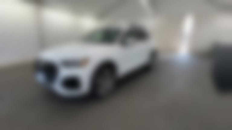 2025 Audi Q5 vehicle photo