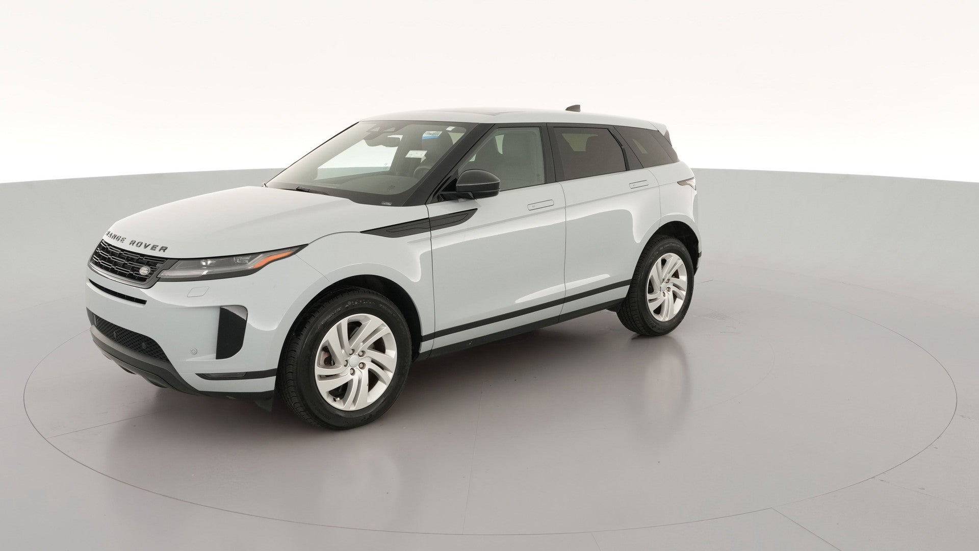 2024 Land Rover Range Rover Evoque vehicle photo