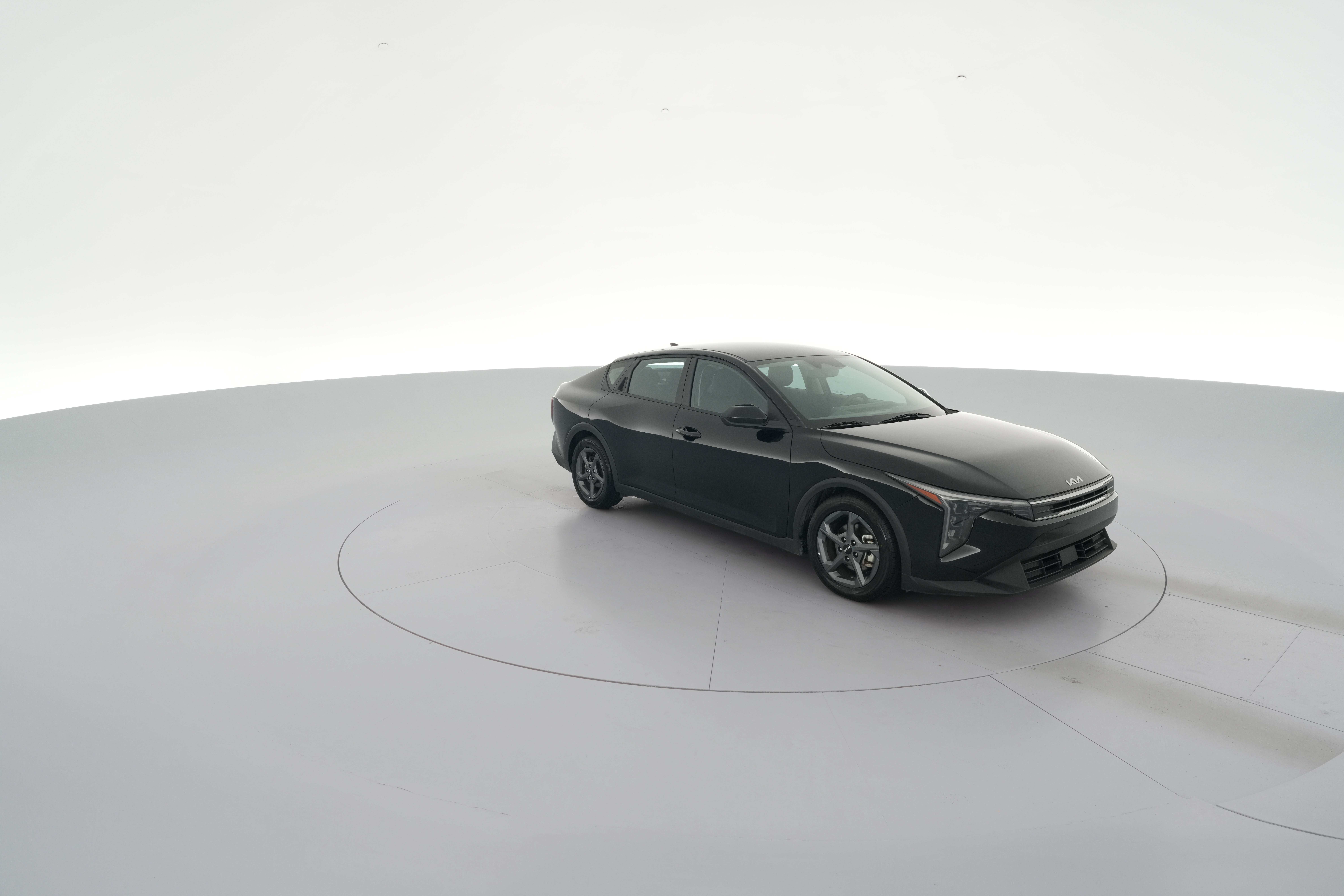 2025 Kia K4 LXS - Photo 36