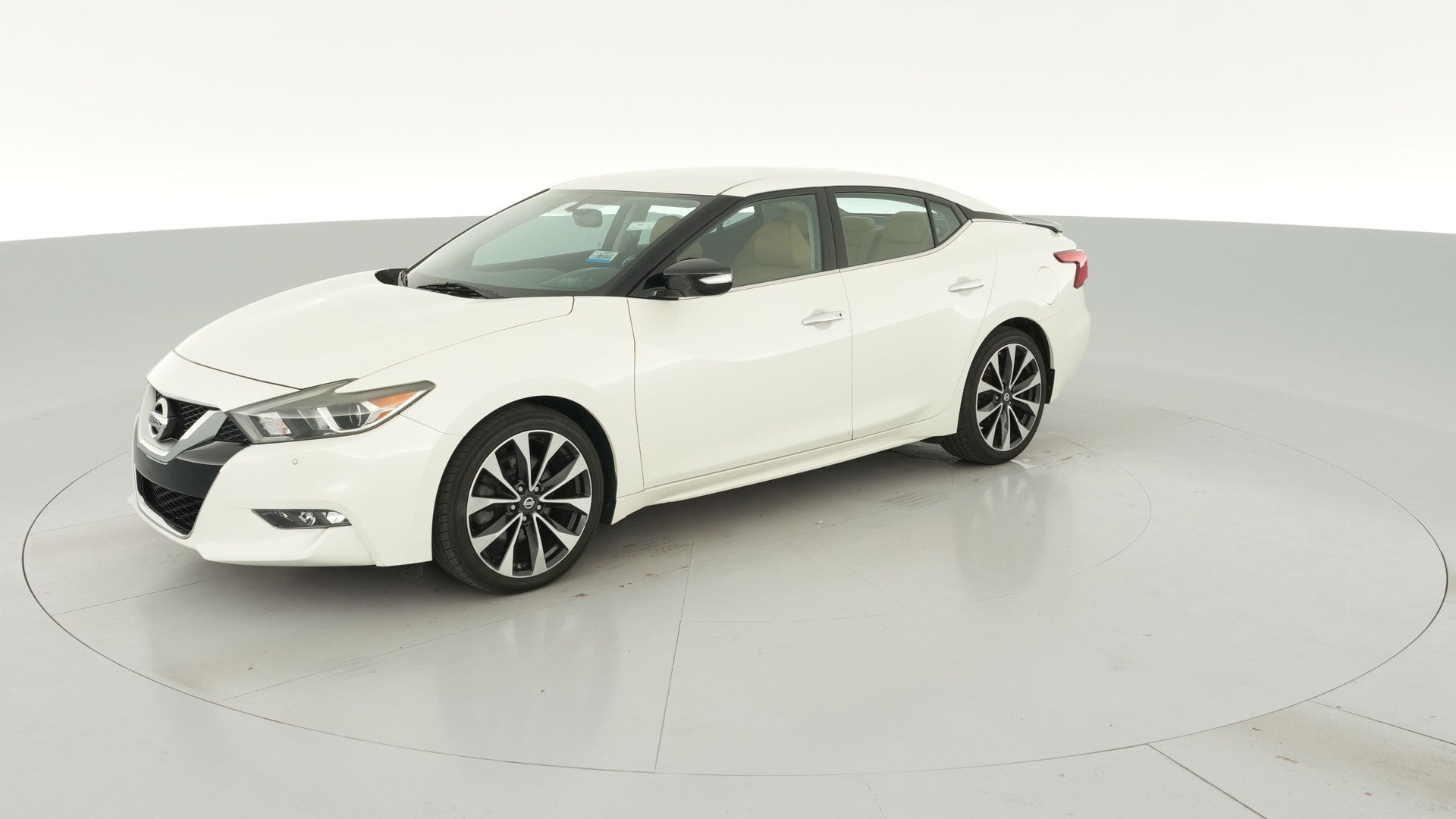 2016 Nissan Maxima vehicle photo