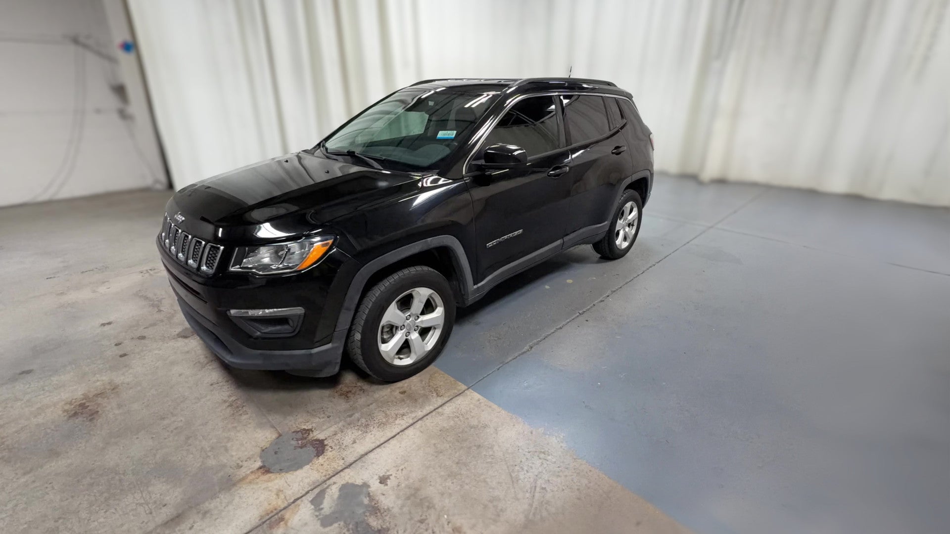 2018 Jeep Compass vehicle photo