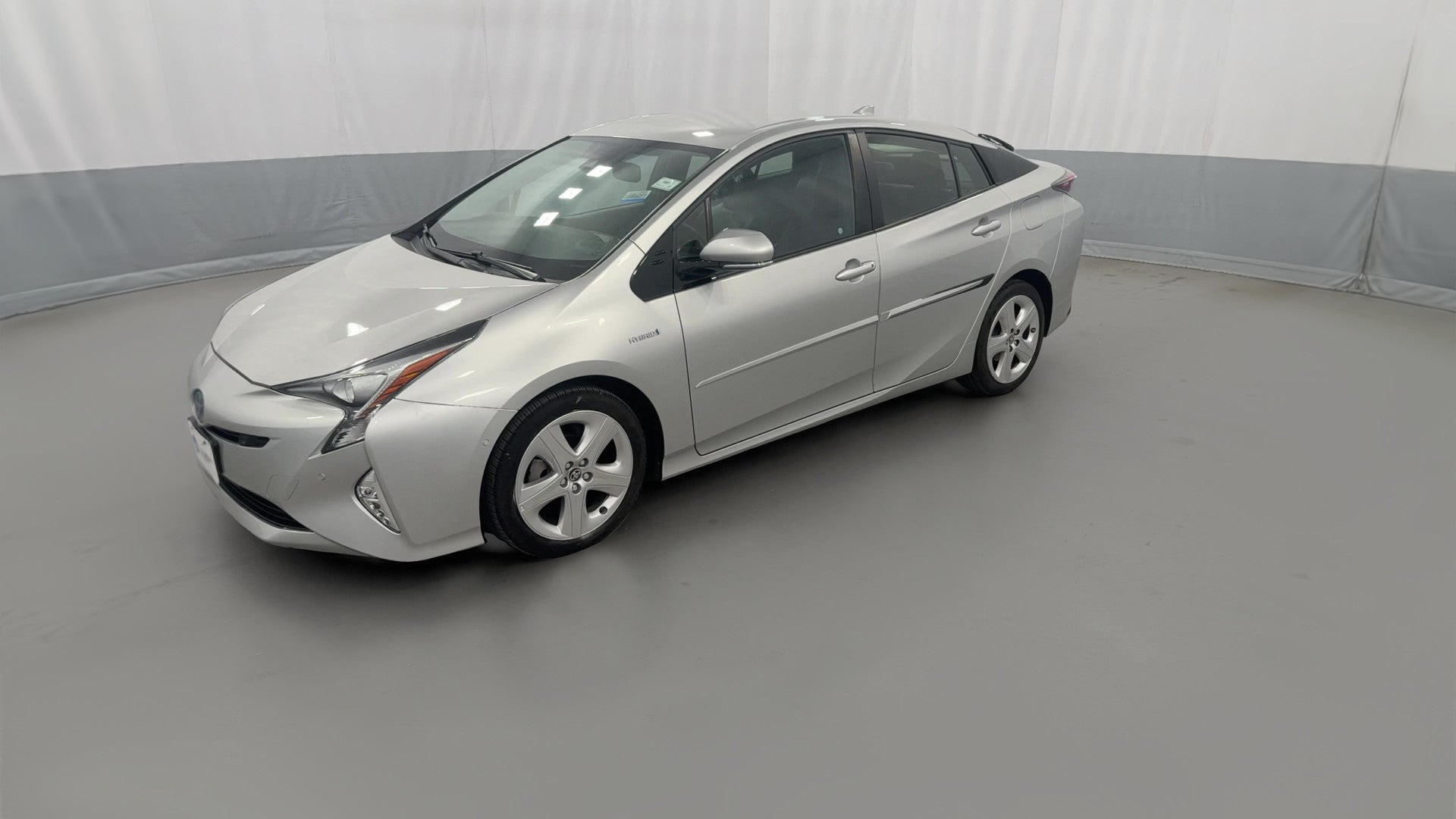 2017 Toyota Prius vehicle photo