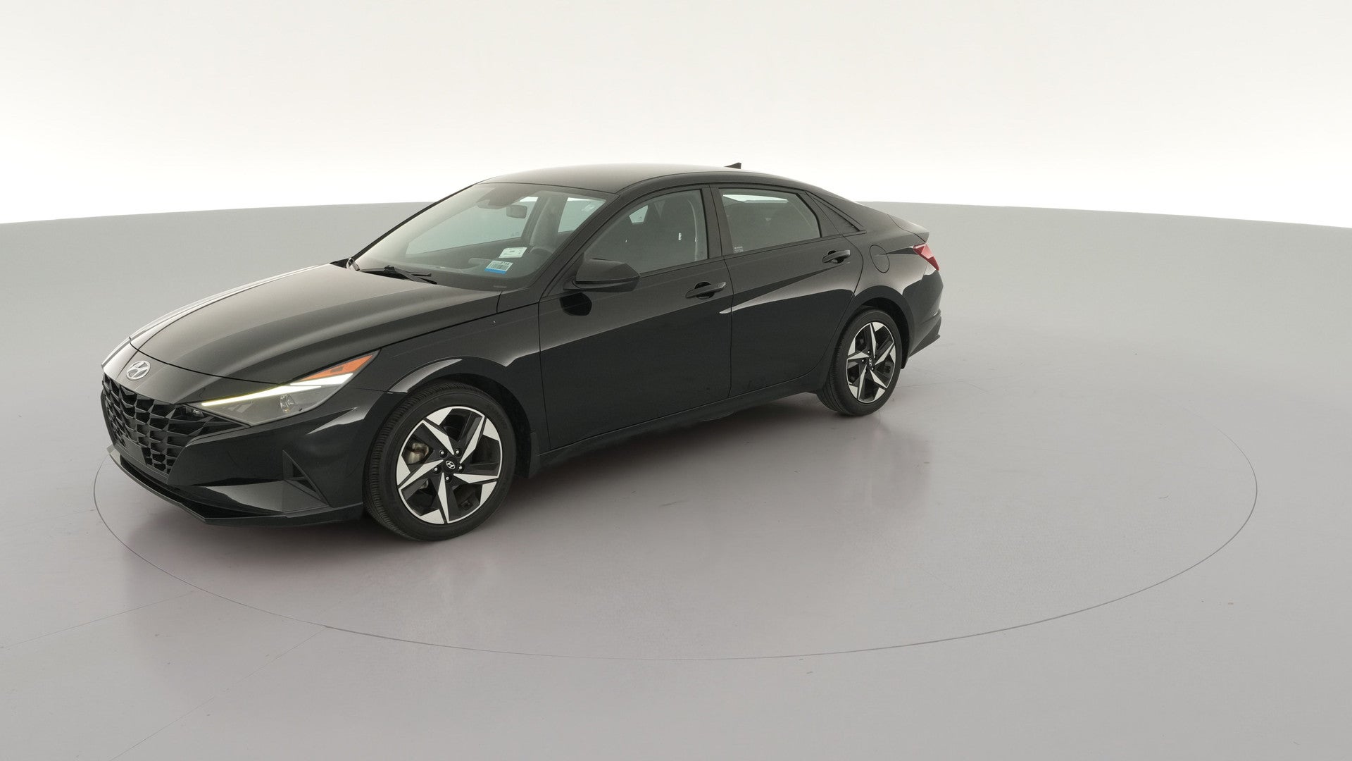 2023 Hyundai Elantra vehicle photo